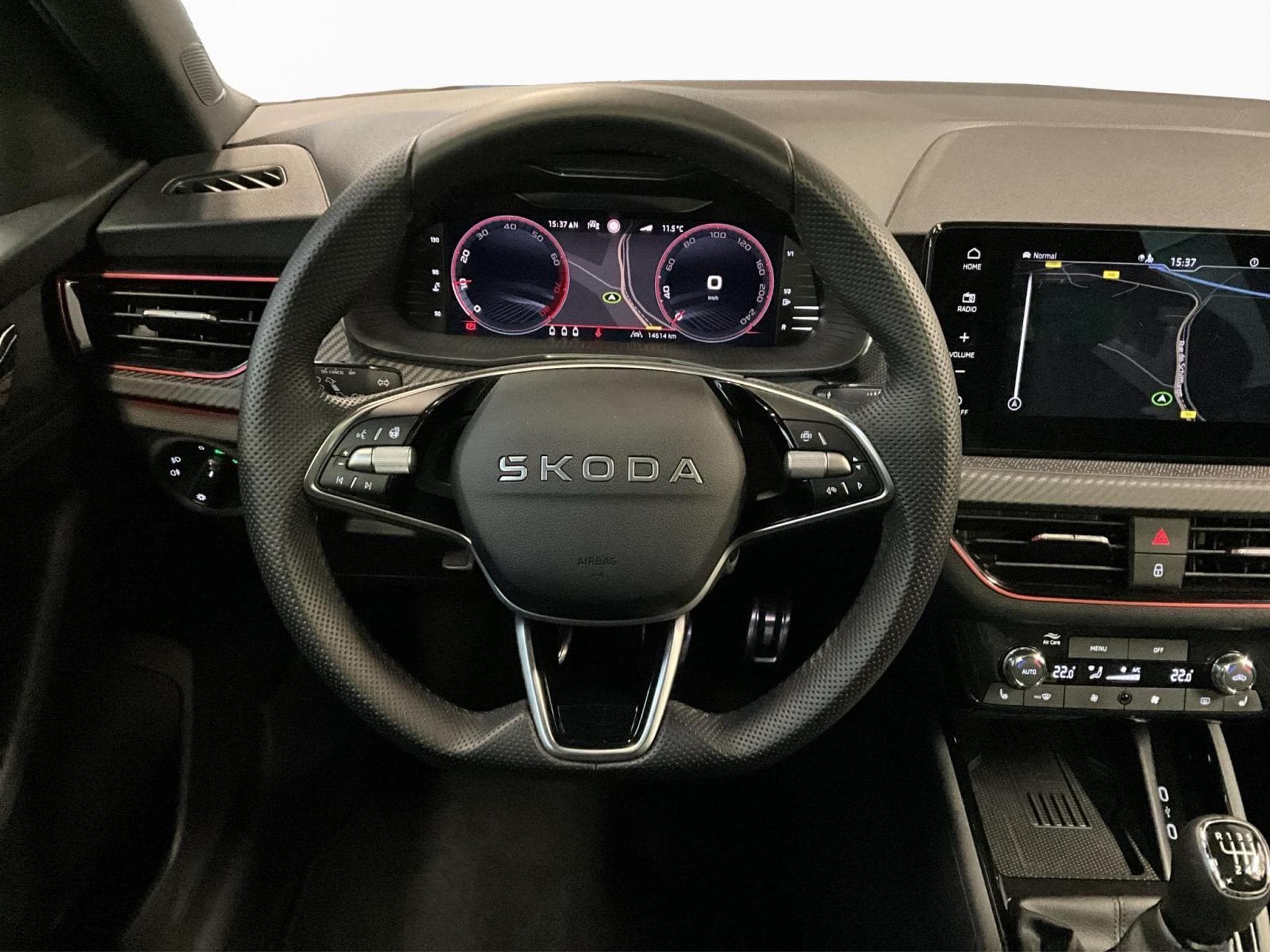 Skoda Scala Monte-Carlo+bvm+FullLink+RearView (2025) - Foto 10