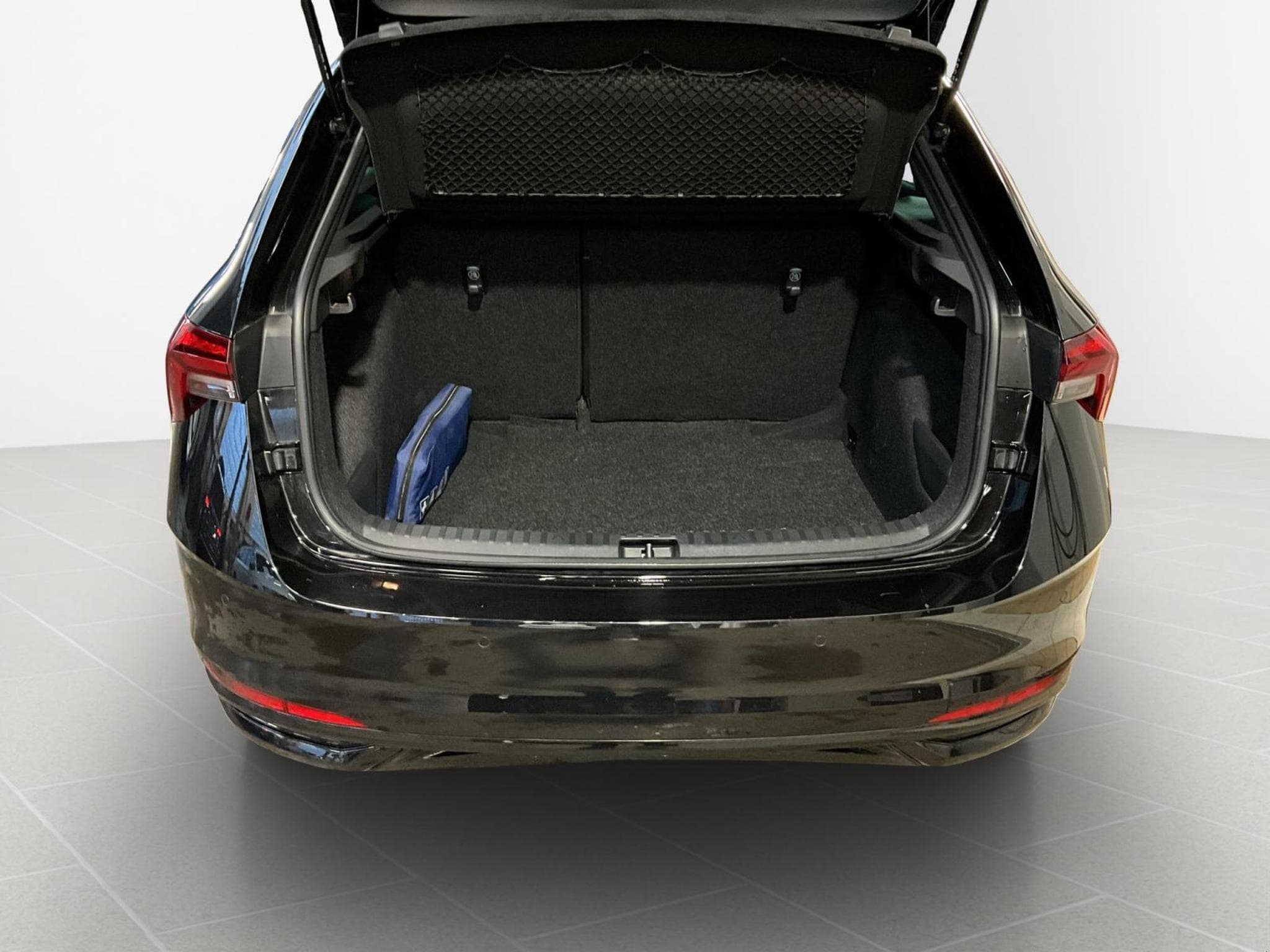 Skoda Scala Monte-Carlo+bvm+FullLink+RearView (2025) - Foto 18