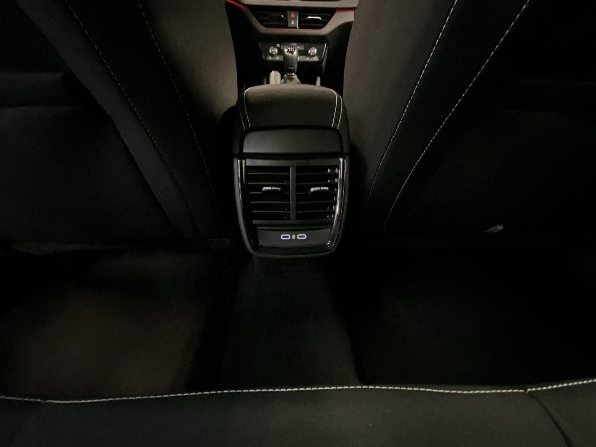 Skoda Scala Monte-Carlo+bvm+FullLink+RearView (2025) - Foto 19