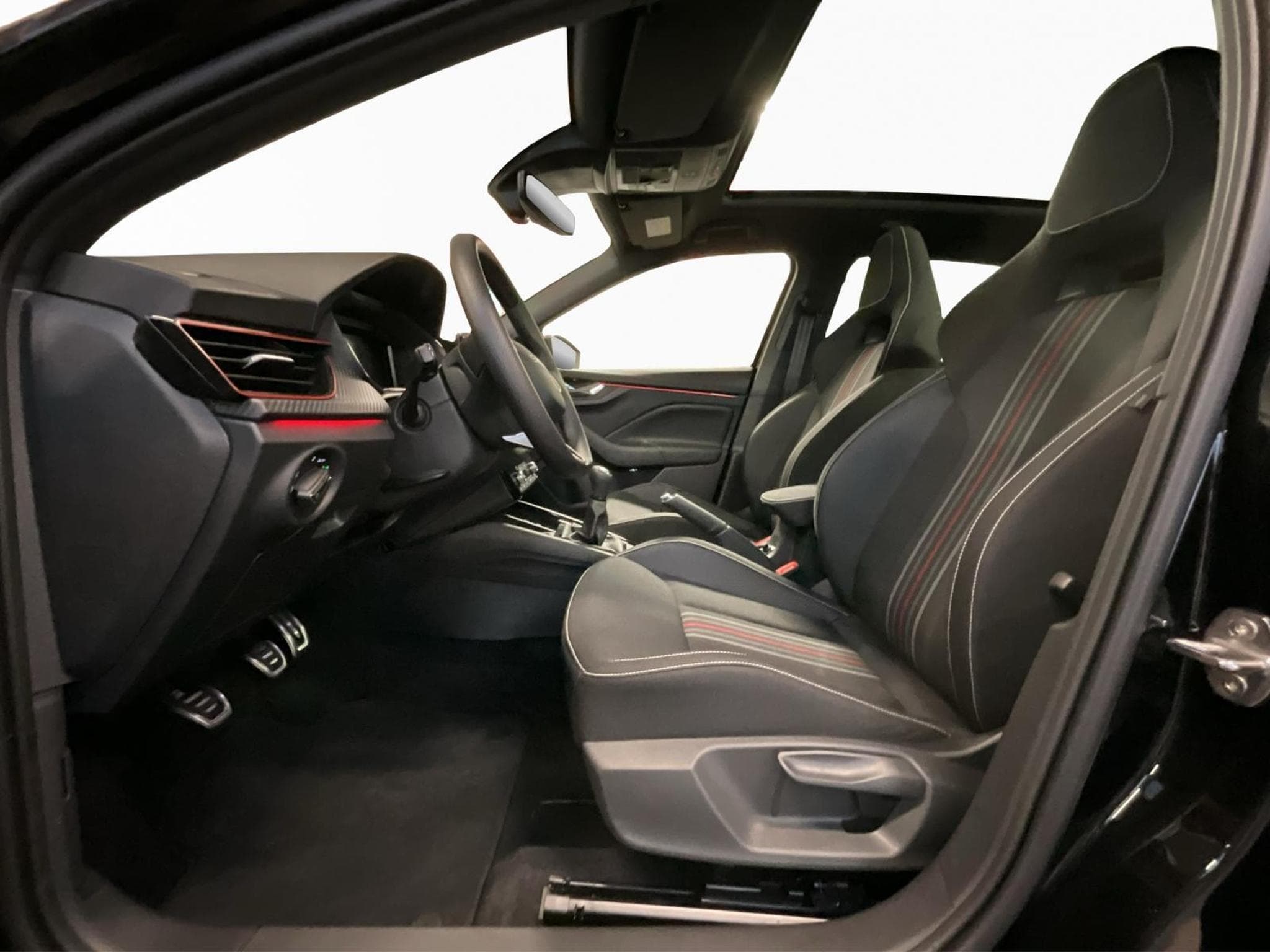 Skoda Scala Monte-Carlo+bvm+FullLink+RearView (2025) - Foto 9