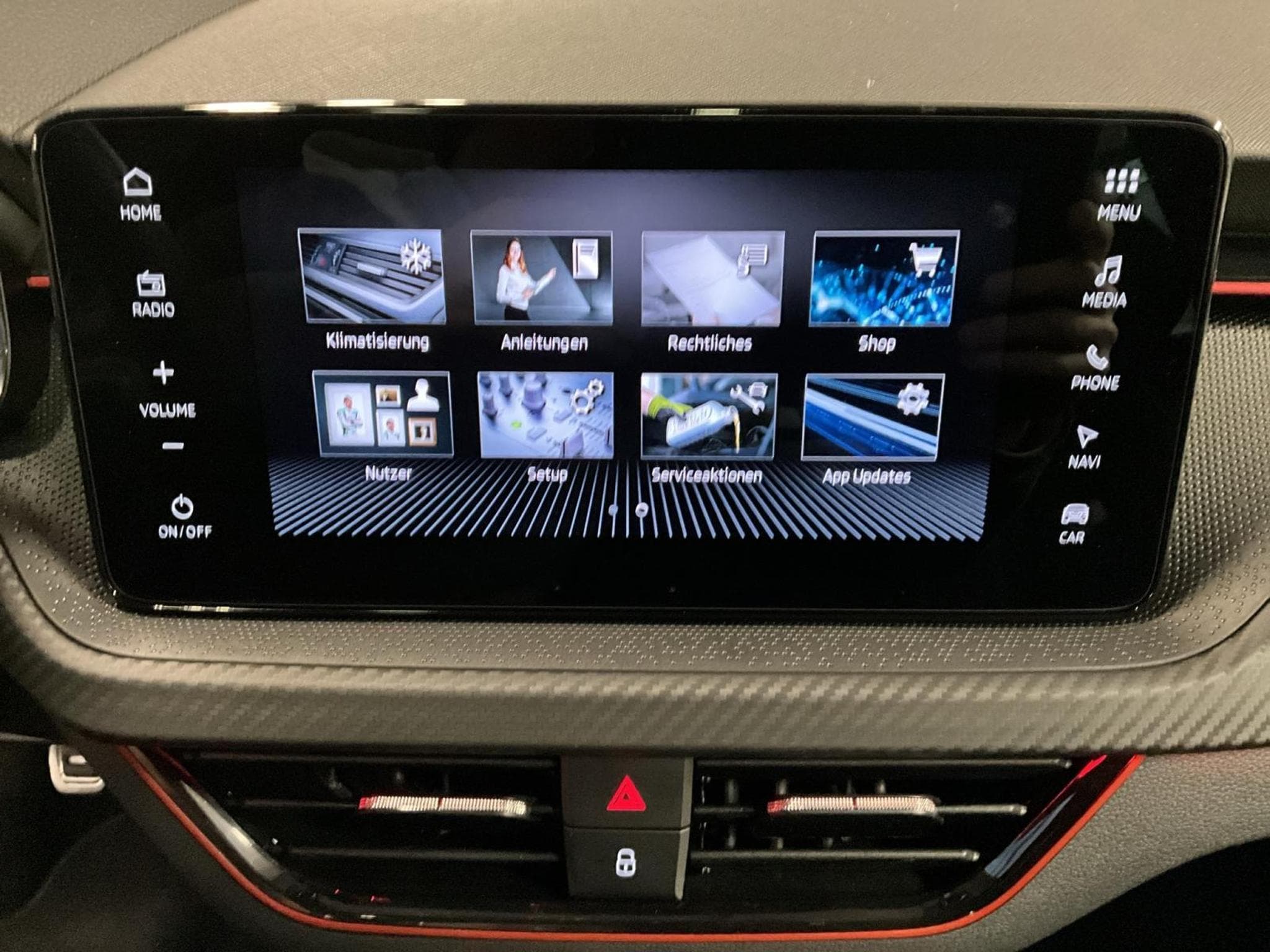 Skoda Scala Monte-Carlo+BVM+Pano+RearView (2025) - Foto 19