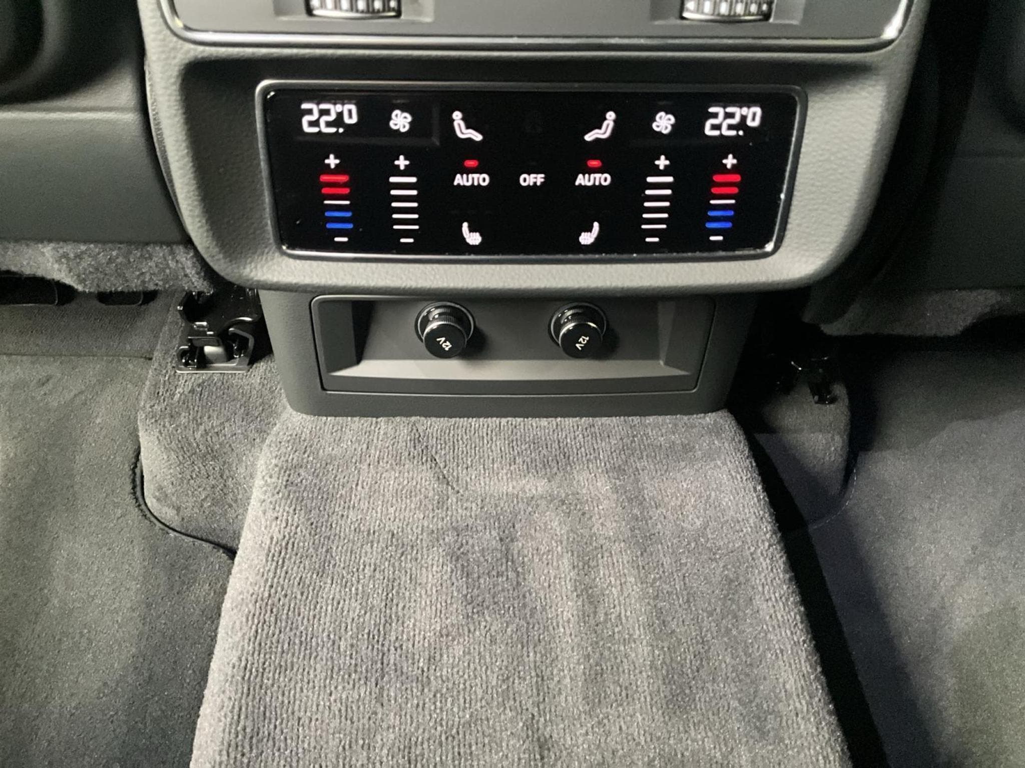 Audi Q7 S-line+Quattro+Tiptronic+P.Premium (2023) - Photo 23