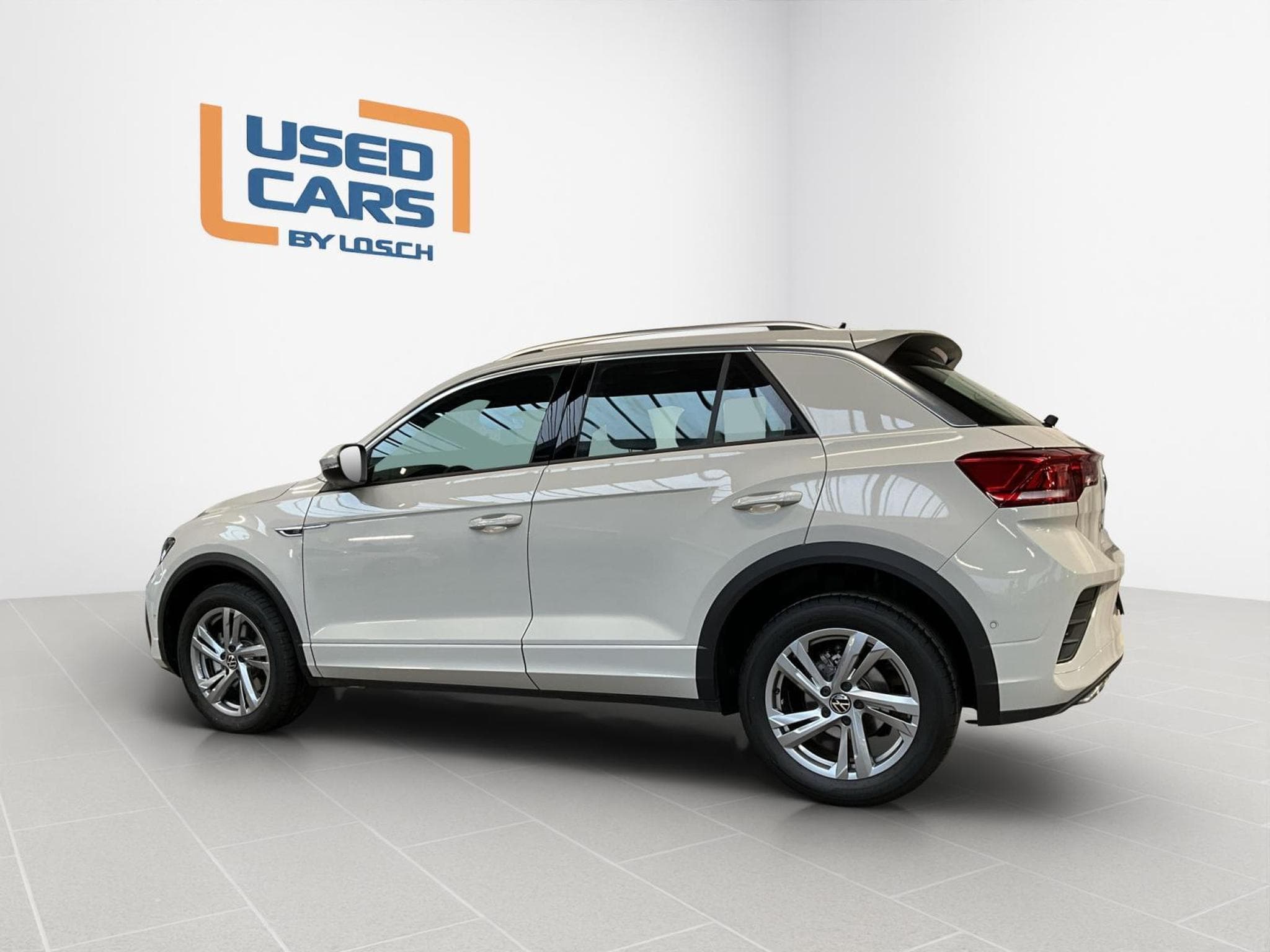 VW T-Roc R-Line+DSG+Pano+RearView (2024) - Foto 5