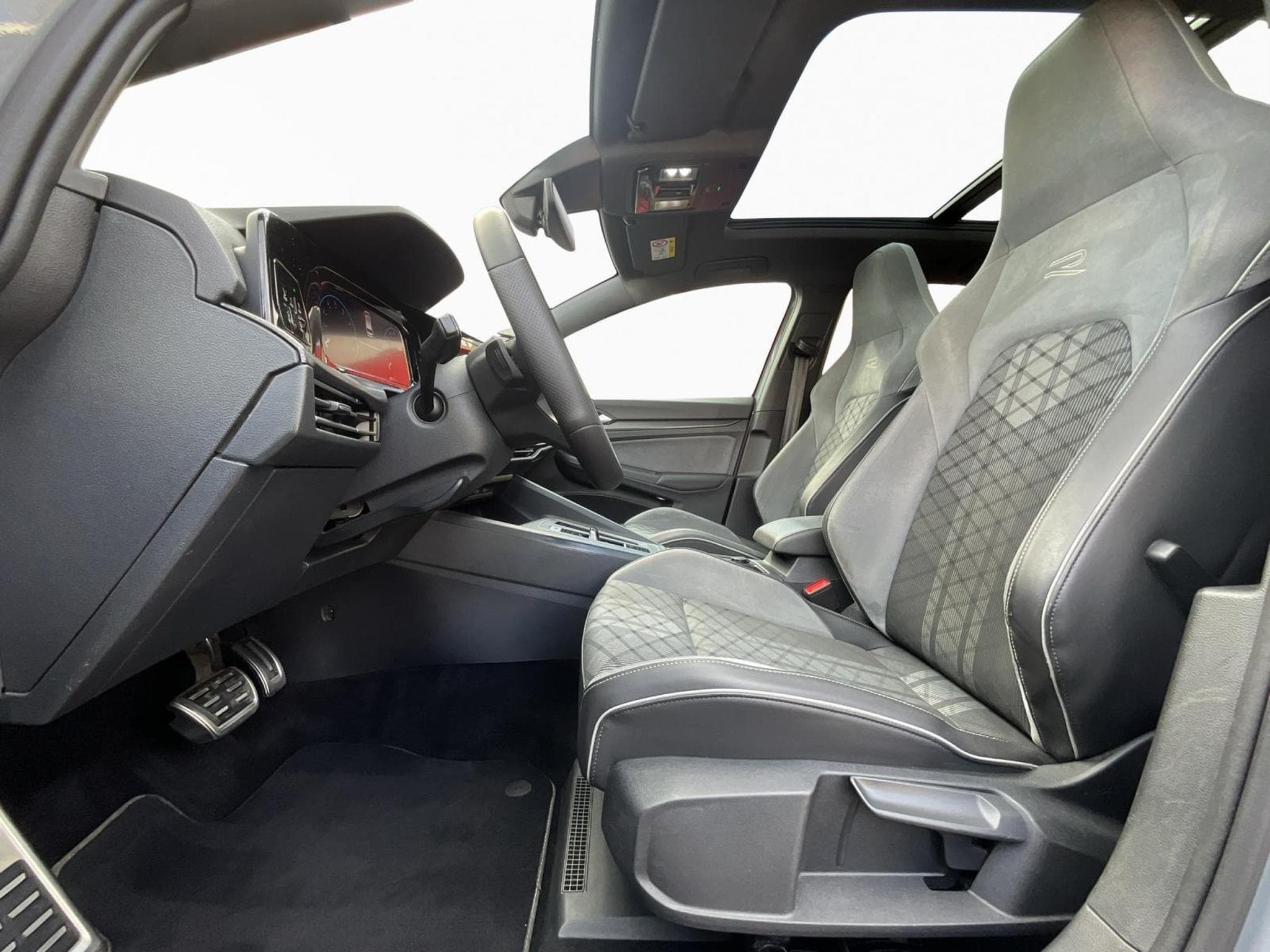 VW Golf Variant+R-line+DSG+Pano+LM18 (2021) - Foto 9