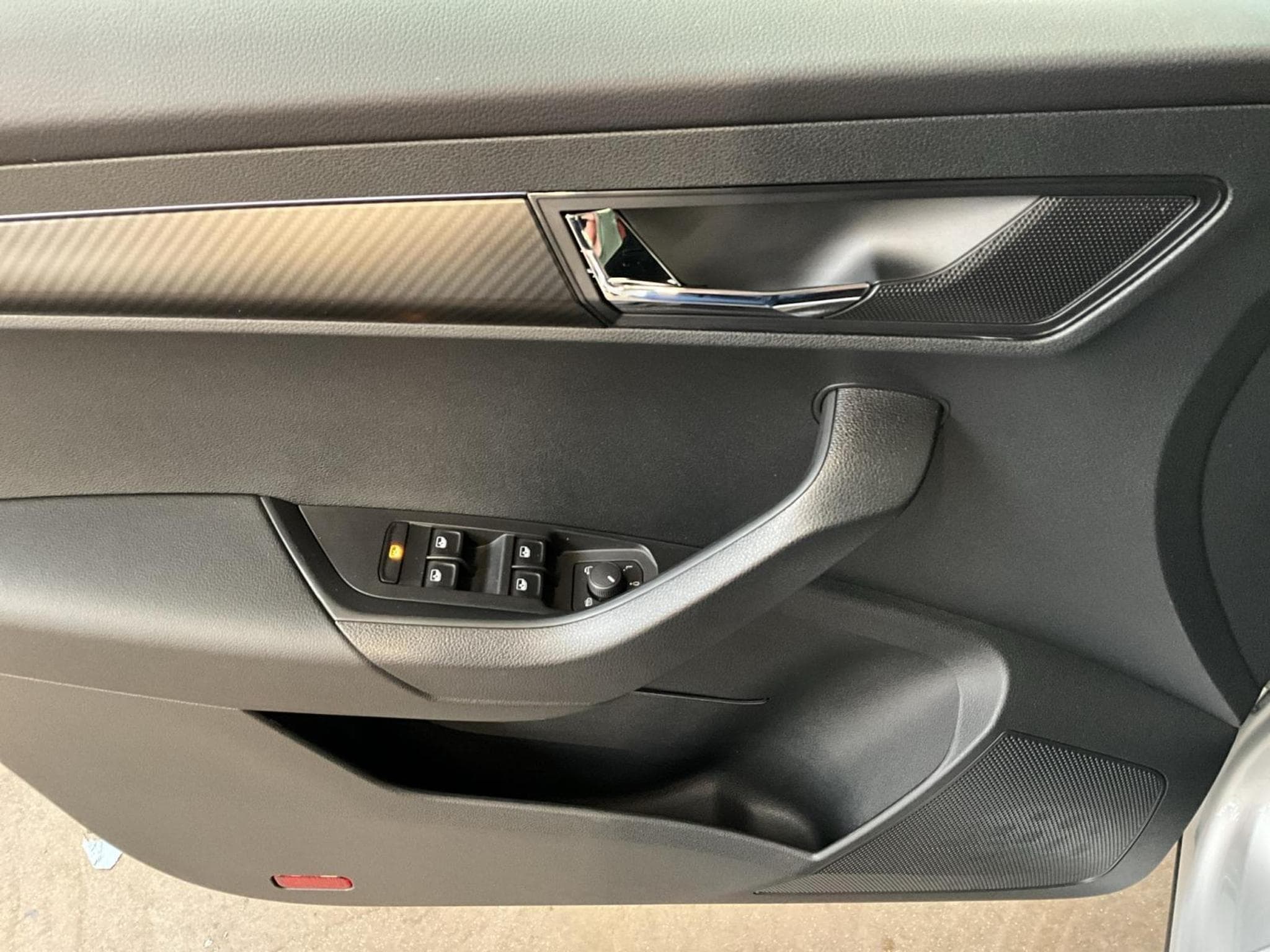 Skoda Karoq Sportline+DSG+4x4+P.Perf+Pano (2023) - Foto 14