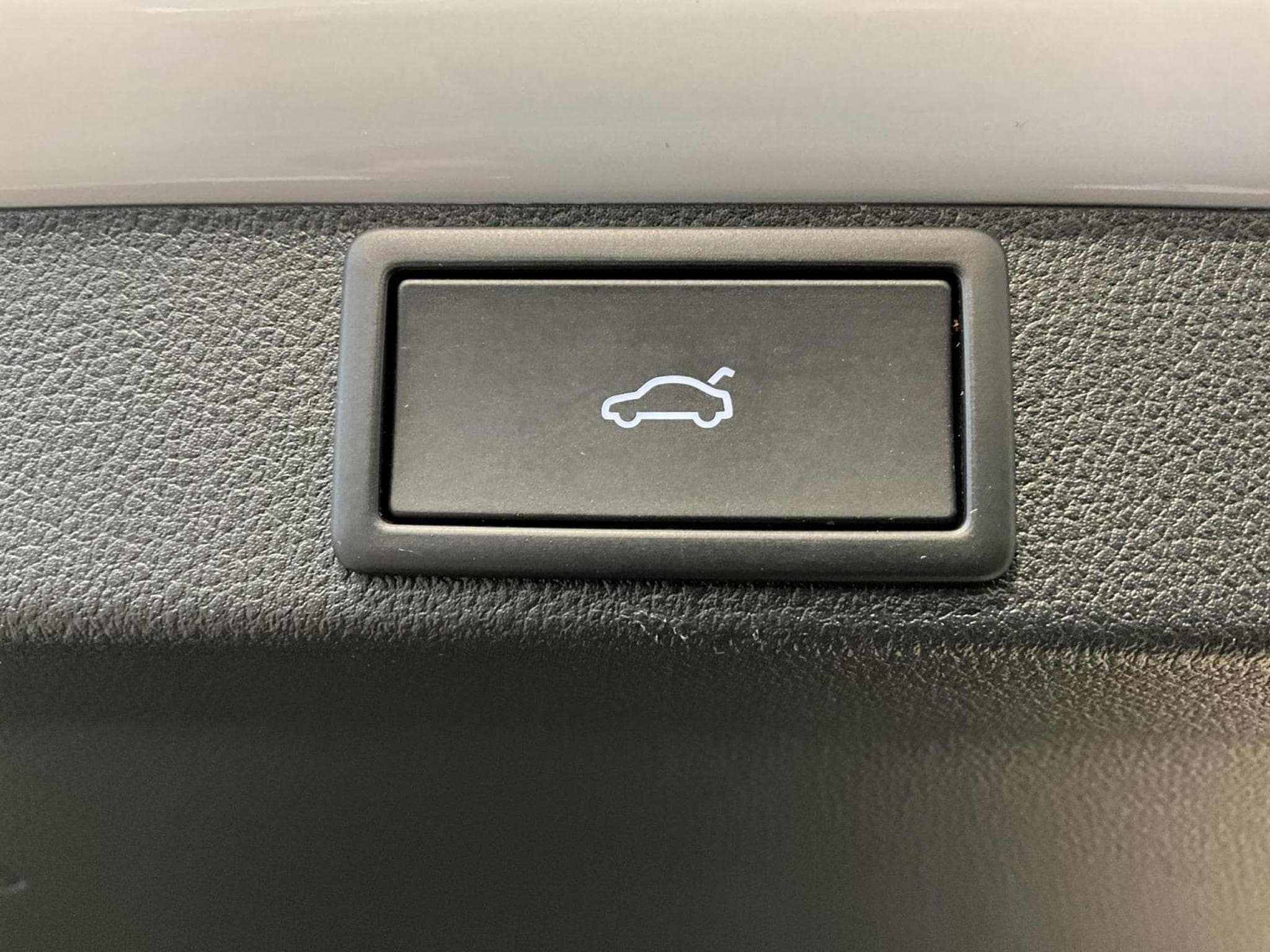 Skoda Octavia RS+DSG+Pano+SUEDIA+AHK (2025) - Photo 19