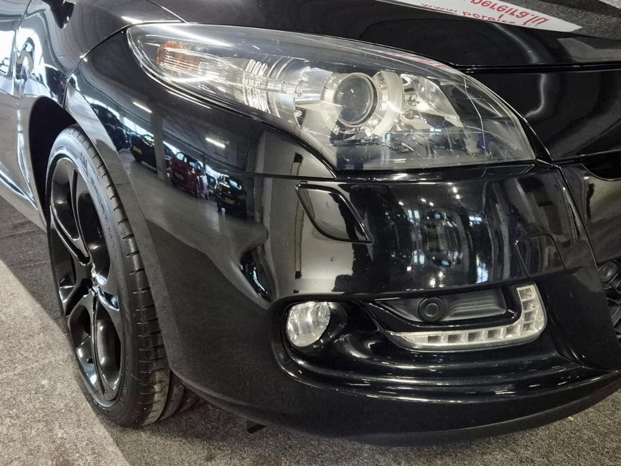 Renault Megane GRANDTOUR GT 220 LIMITED EDITION N°102 BOSE CUIR NAVI (2013) - Foto 14