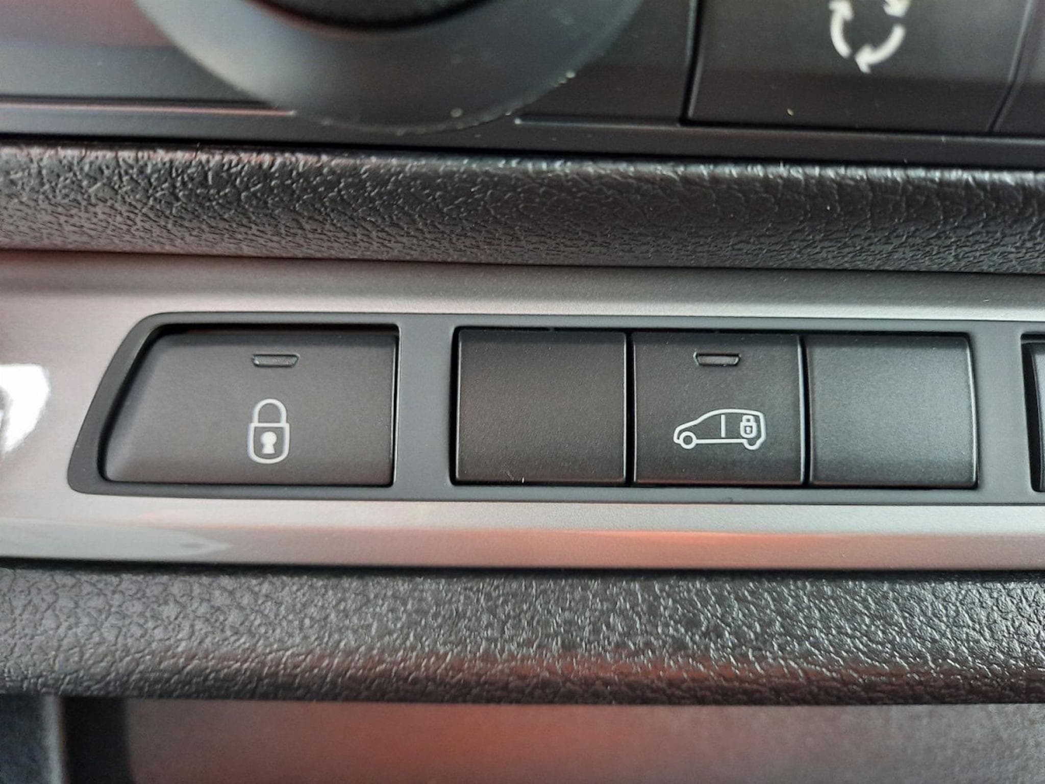 Citroën Jumpy 2.0 BlueHDI EAT8 150 Confort (2026) - Foto 18