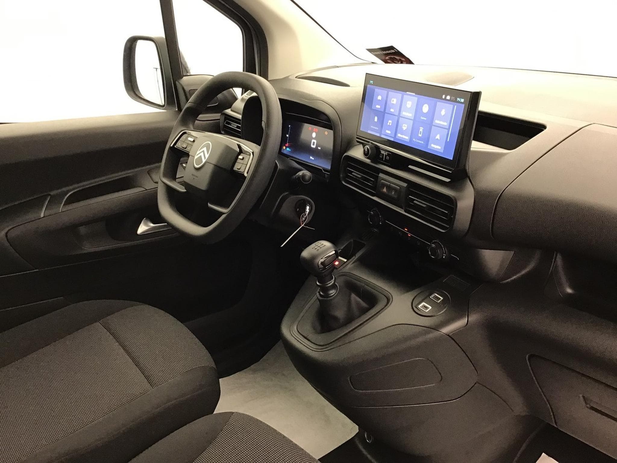 Citroën Berlingo 1.5 BlueHDI 100 (2025) - Foto 5