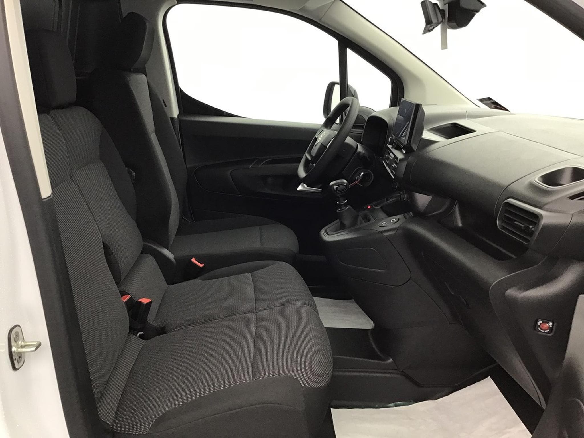 Citroën Berlingo 1.5 BlueHDI 100 (2025) - Foto 6