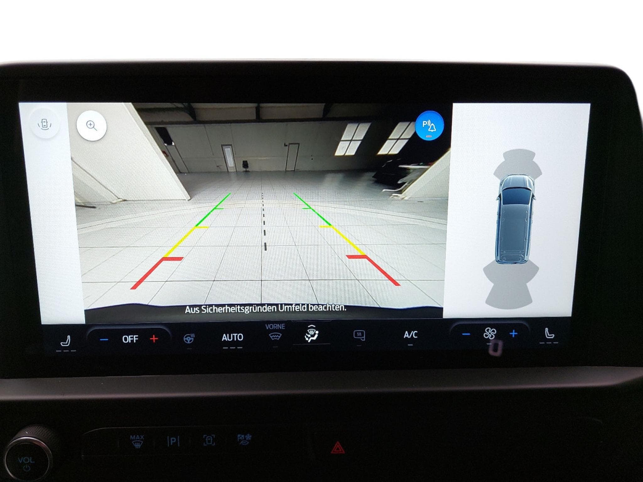 Ford Transit 2.0 ECOBLUE 136 L2H1 Trend (2025) - Foto 10