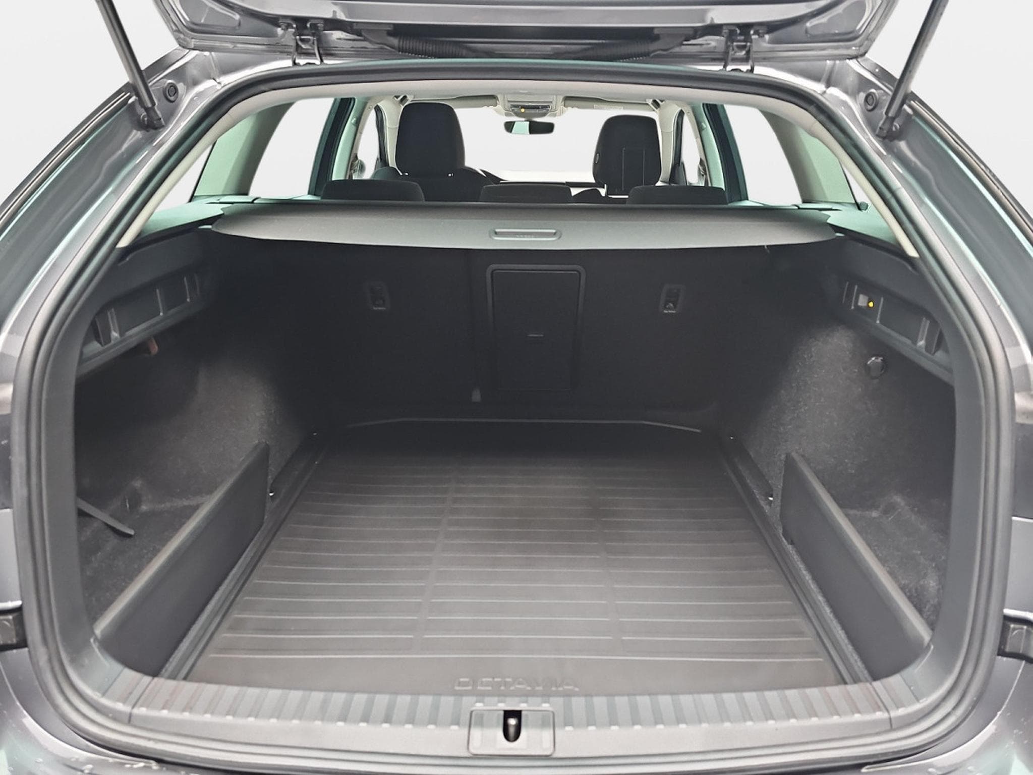 Skoda Octavia 1.5 TSi 150 DSG SELECTION (2025) - Foto 13