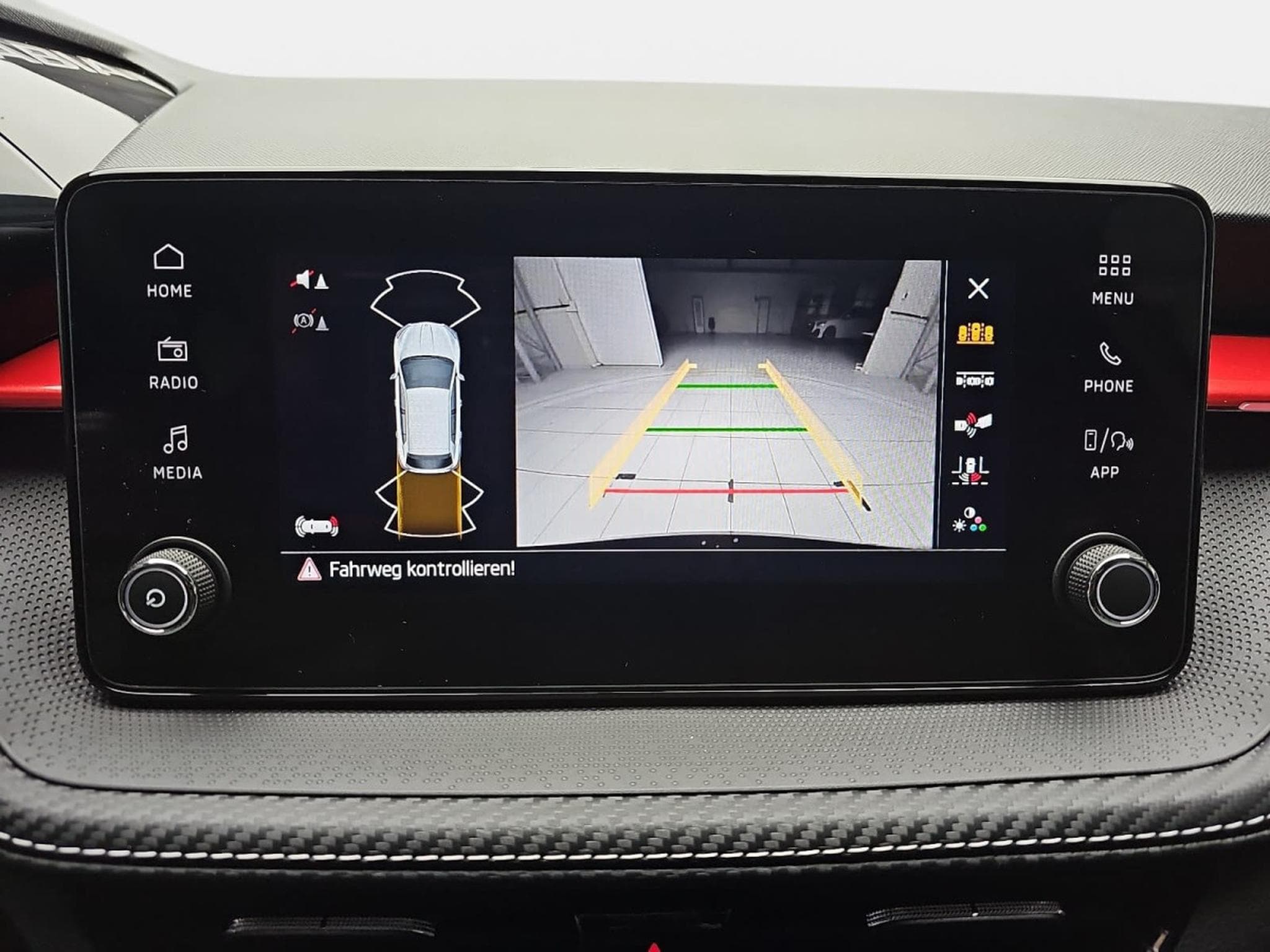 Skoda Fabia 1.0 TSi 116 DSG Monte Carlo (2025) - Foto 10