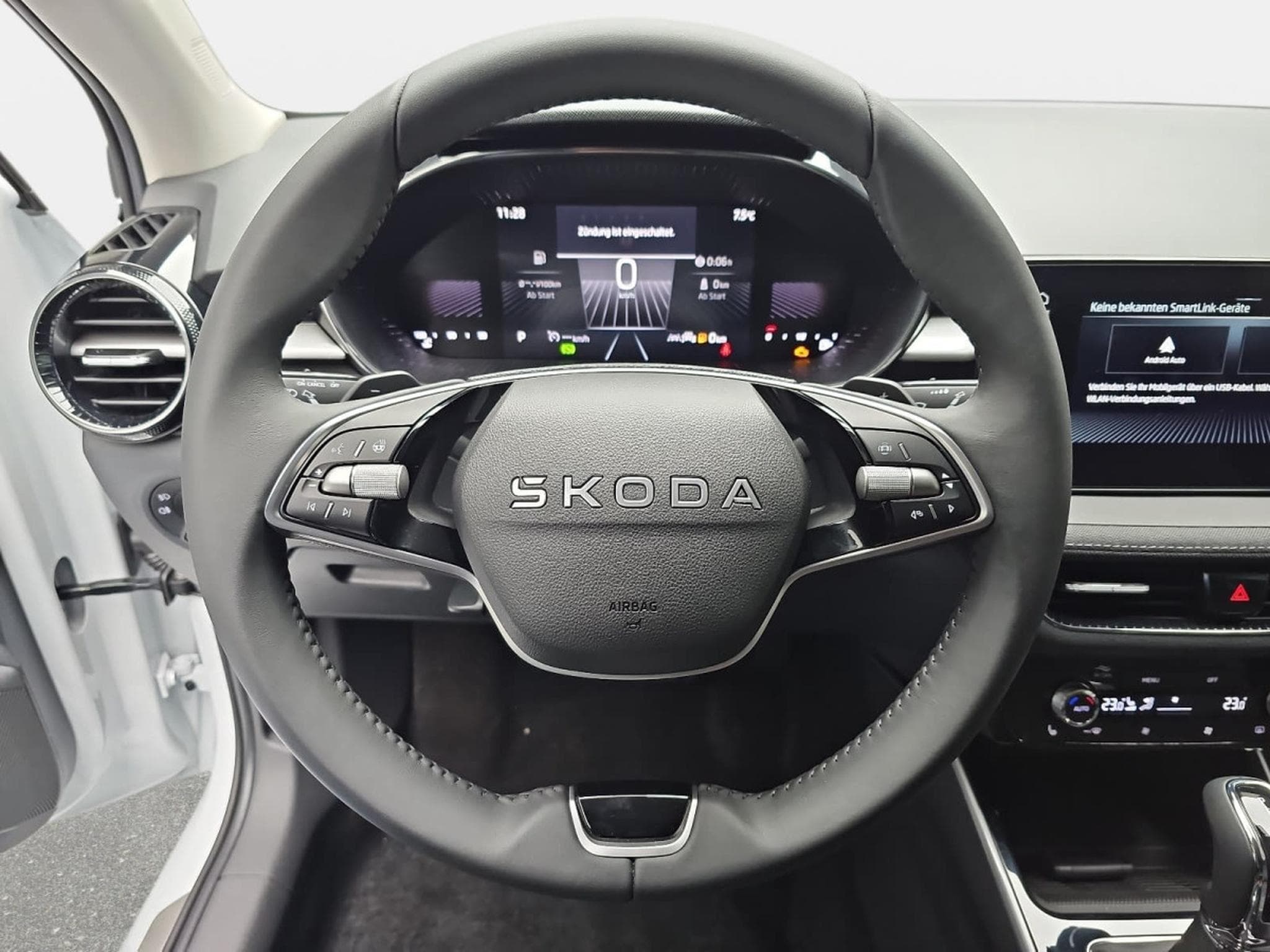 Skoda Fabia 1.0 TSi 115 DSG Selection (2026) - Foto 13