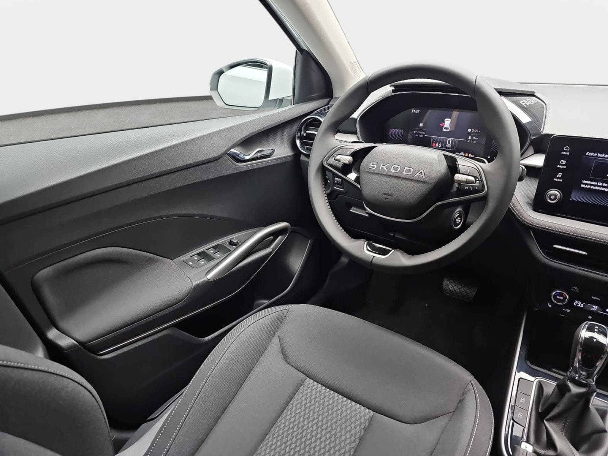 Skoda Fabia 1.0 TSi 115 DSG Selection (2026) - Foto 8