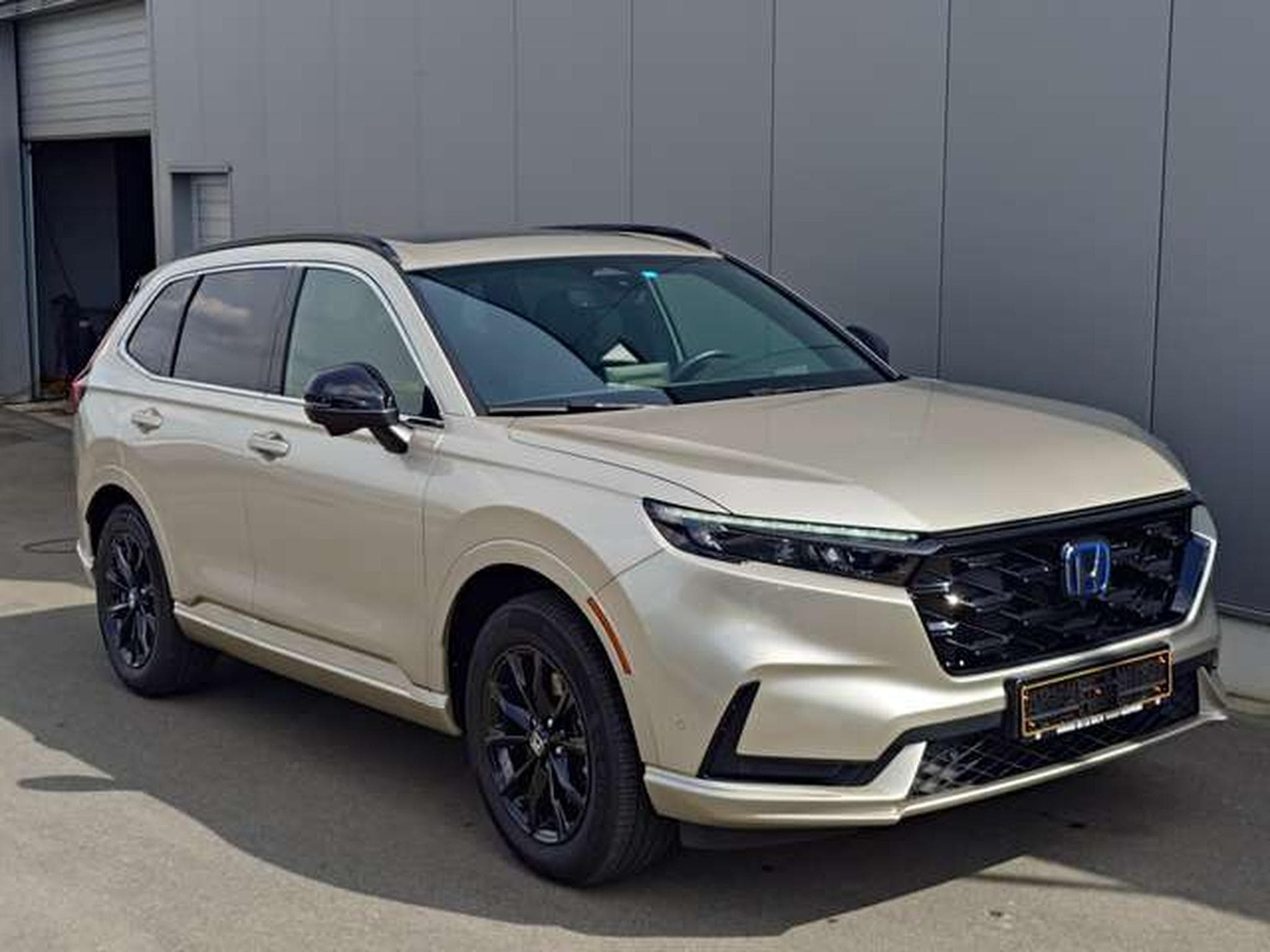 Honda CR-V CR-V e:PHEV 2.0i 2WD PLUG-IN HYBRID Advance Tech (2025) - Photo 5