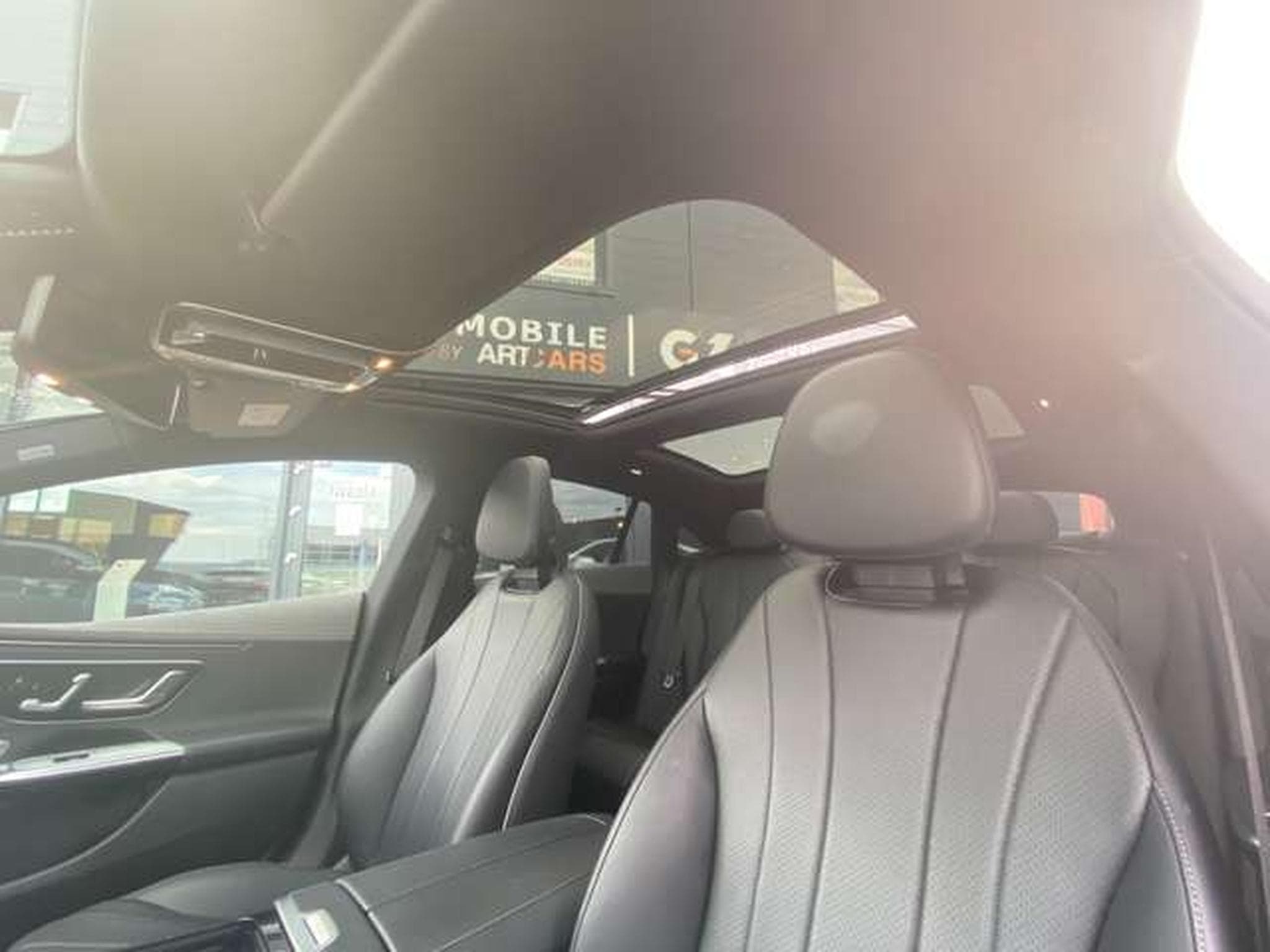 Mercedes EQE EQE 350+ (2022) - Photo 11