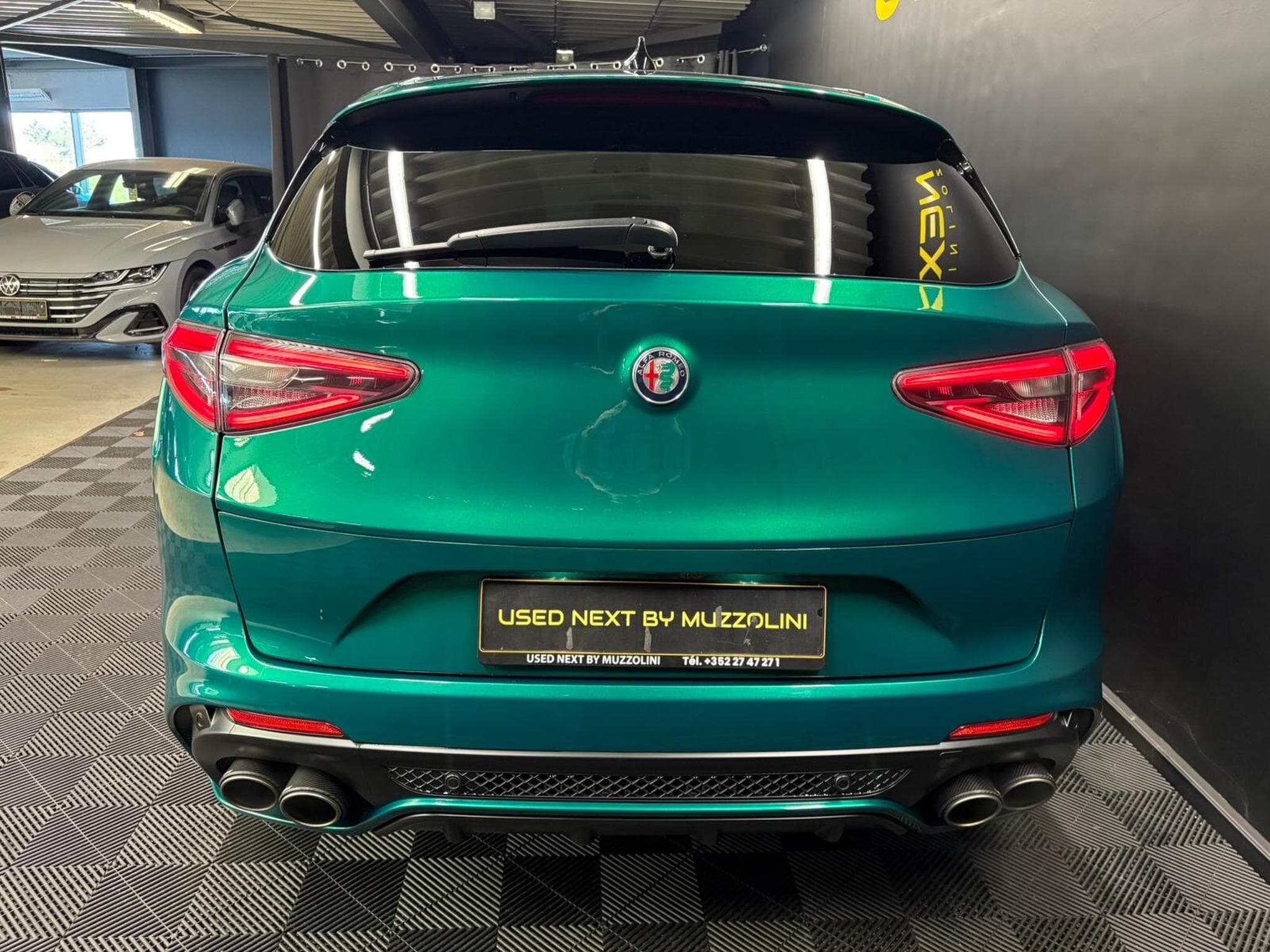 Alfa-Romeo Stelvio V6 Biturbo Quadrifoglio (2021) - Foto 3