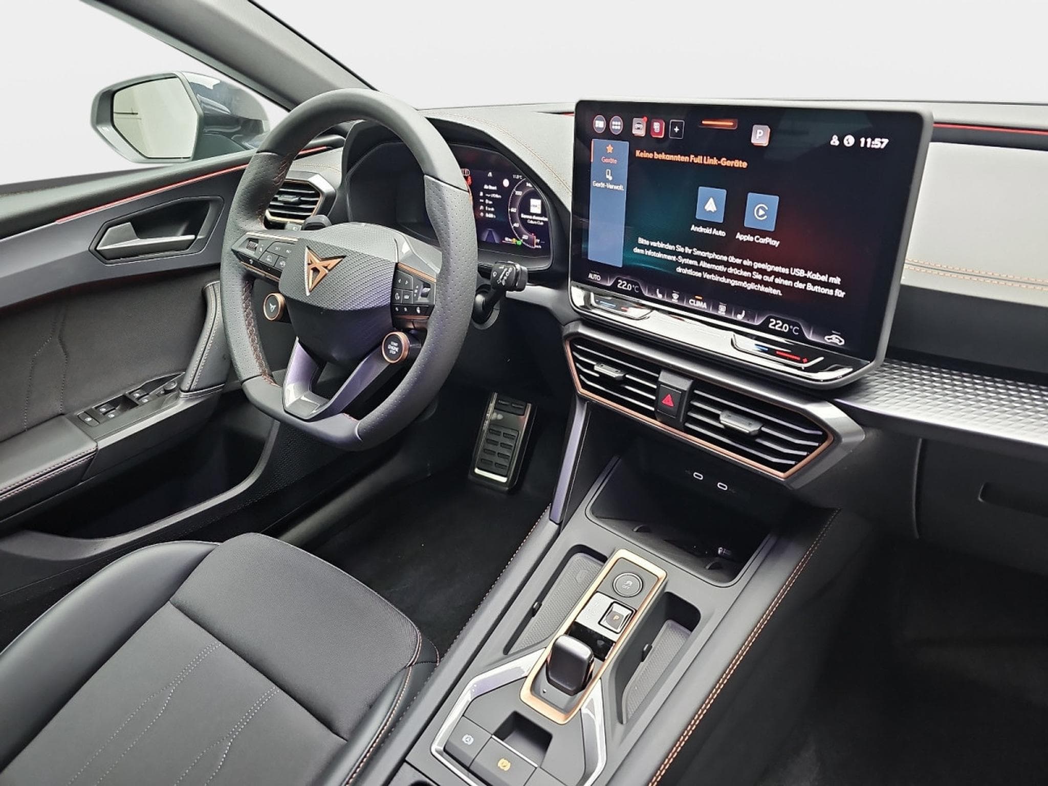 Cupra Leon 1.5 eTSi DSG 150 (2025) - Photo 16