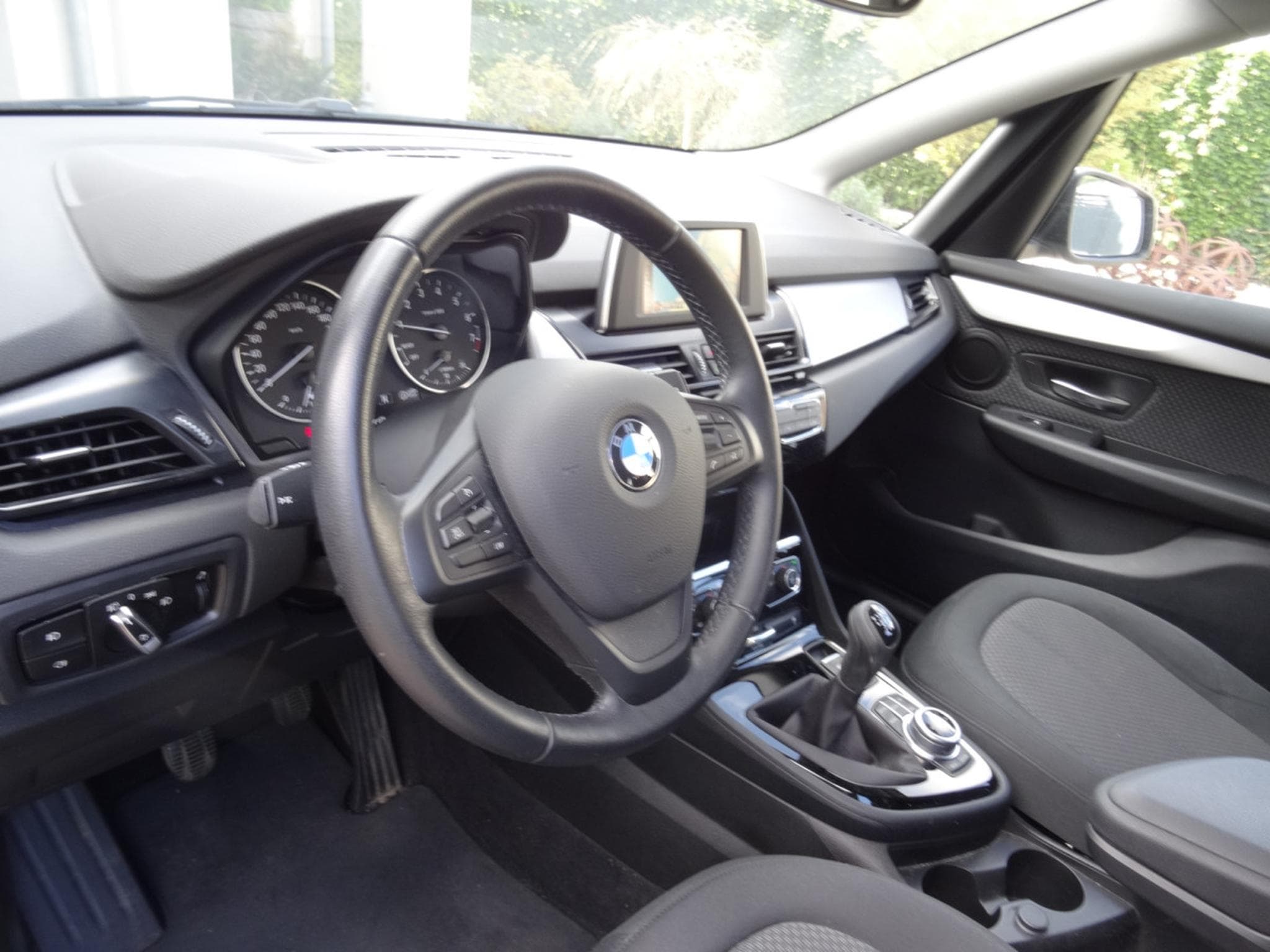 BMW 218 Edition (2016) - Photo 4
