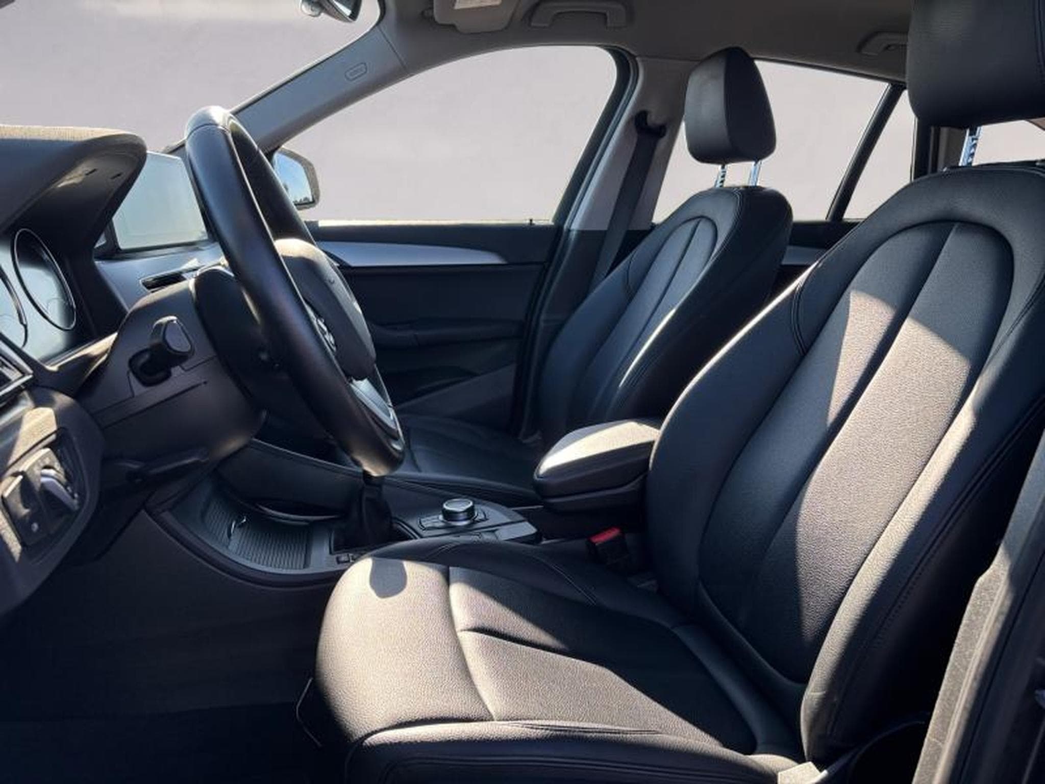 BMW X1 X1 sDrive16d (2021) - Photo 5