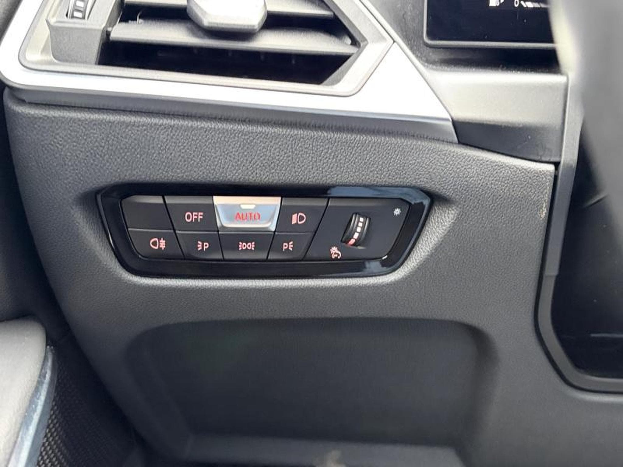 BMW 320 320d xDrive Touring Kit M Sport (2023) - Photo 10