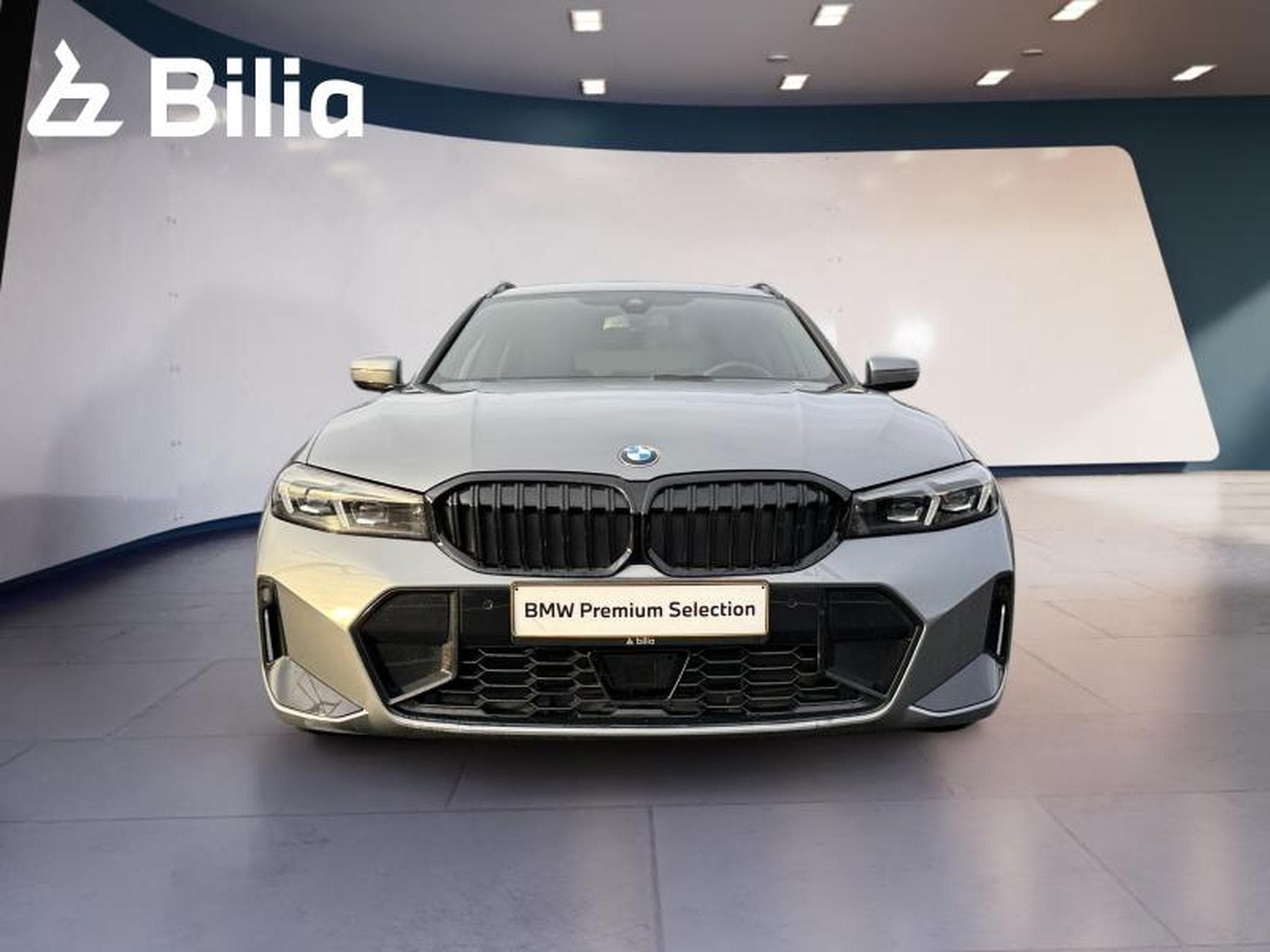 BMW 318 318i Touring Kit M Sport (2025) - Photo 9