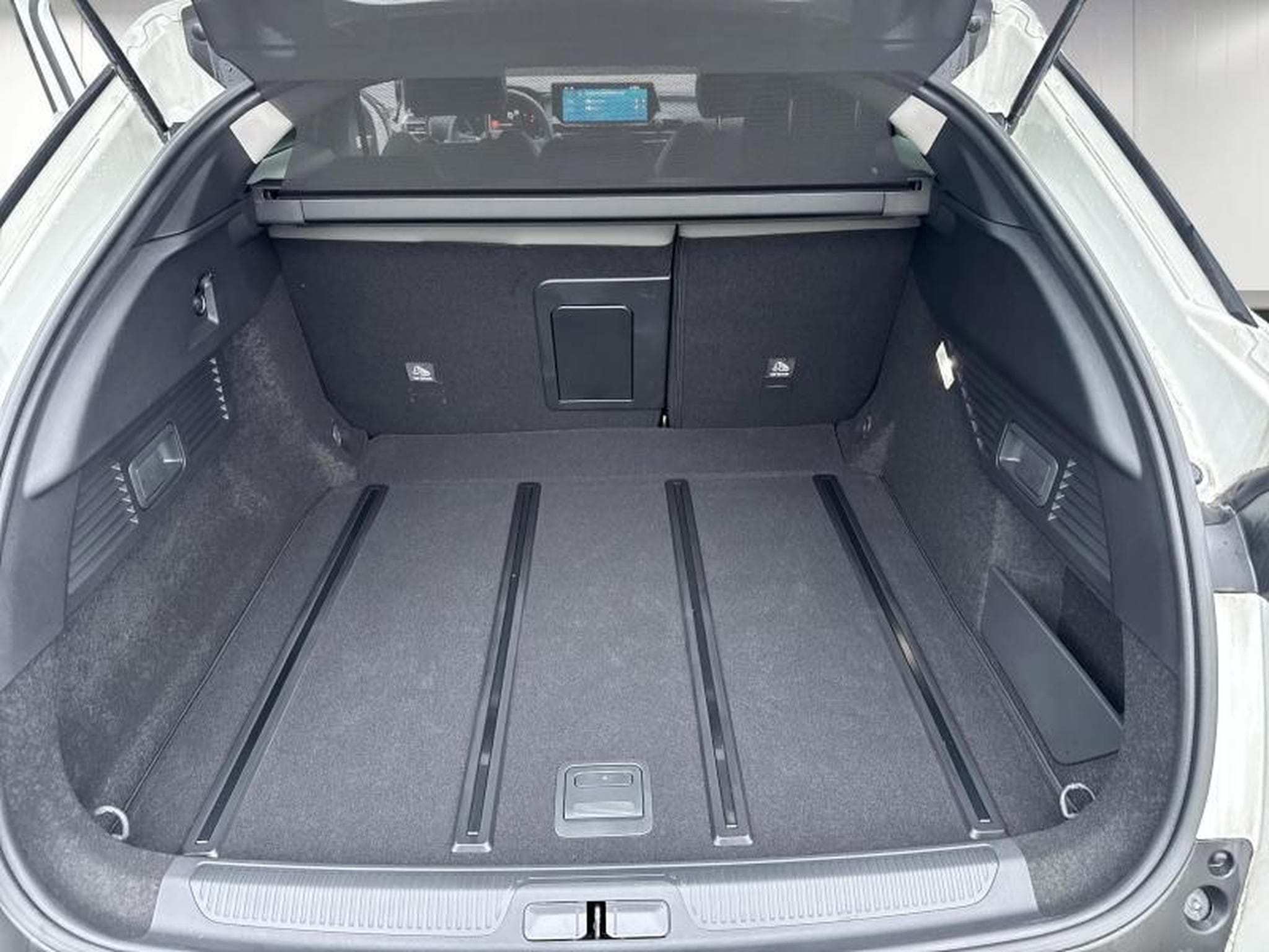 Citroen C5 X Shine (2023) - Photo 20