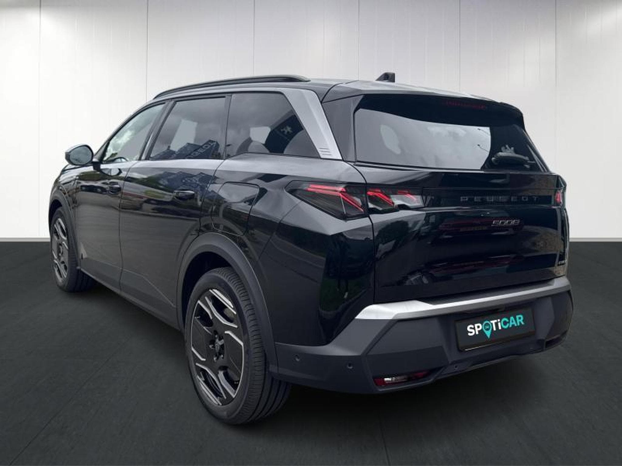 Peugeot 5008 III & e- GT (2025) - Photo 6