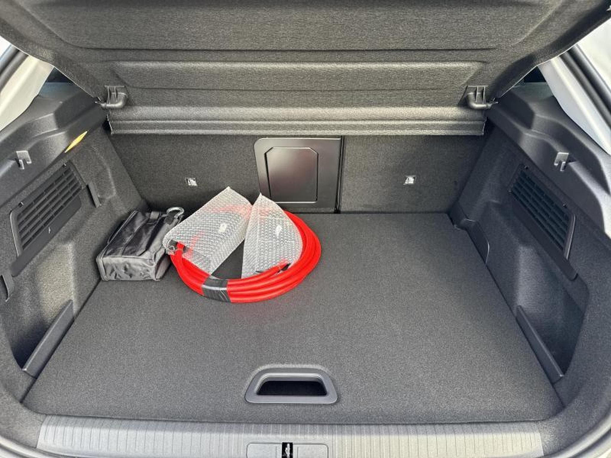 Citroen C4 E Shine (2023) - Photo 20