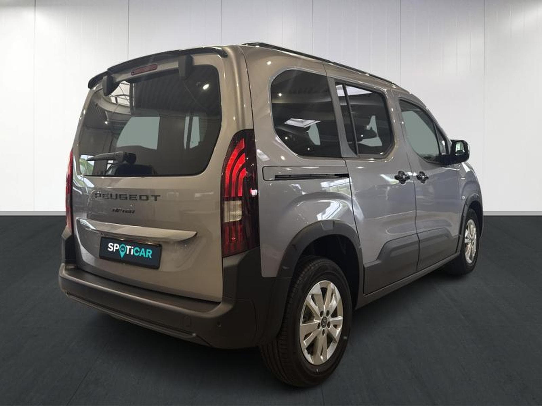 Peugeot Rifter Allure (2025) - Photo 4