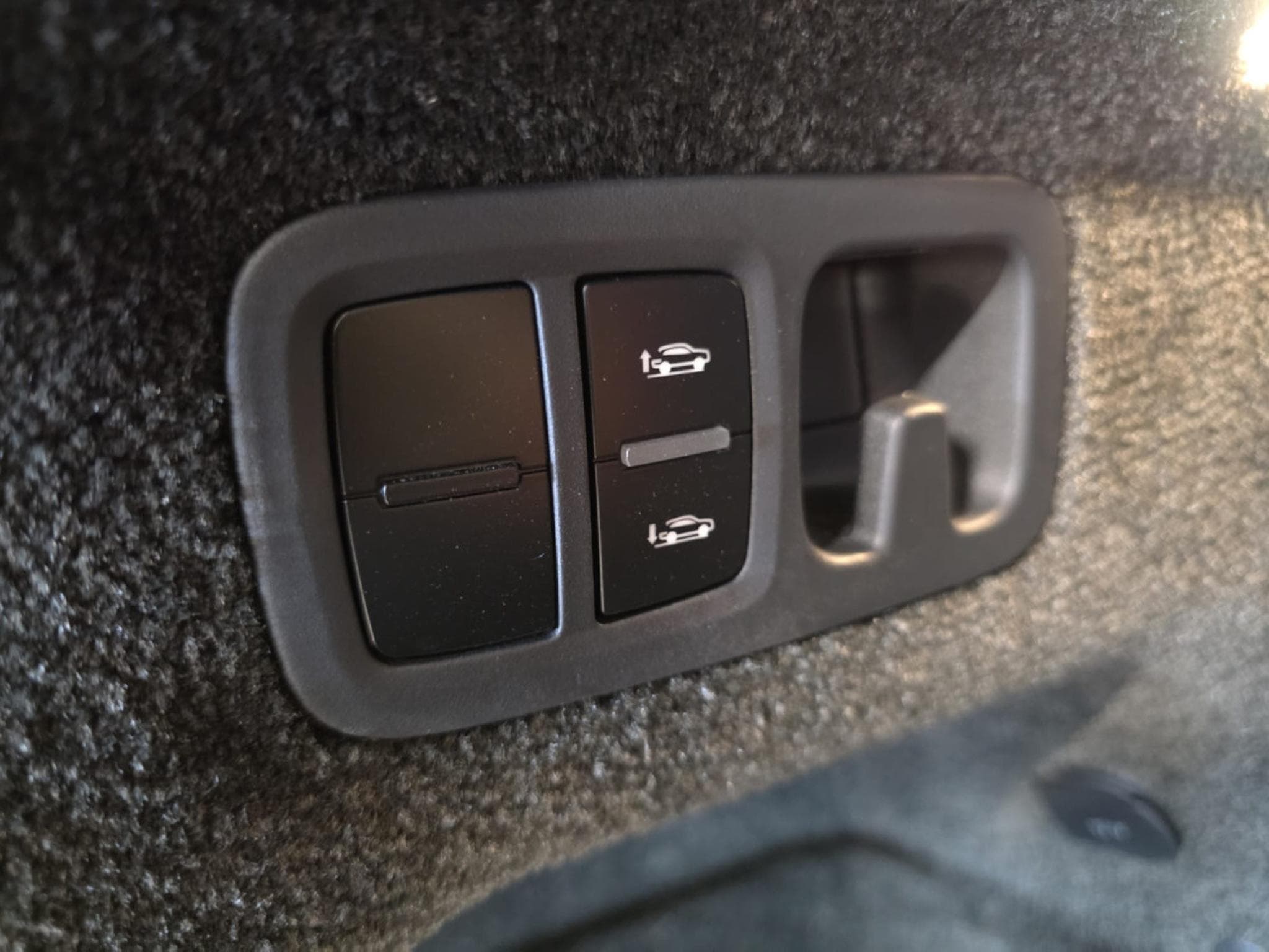 Bentley Bentayga Bentayga 4.0 V8 4WD PANO CUIR COC SOFTCLOSE (2023) - Photo 14