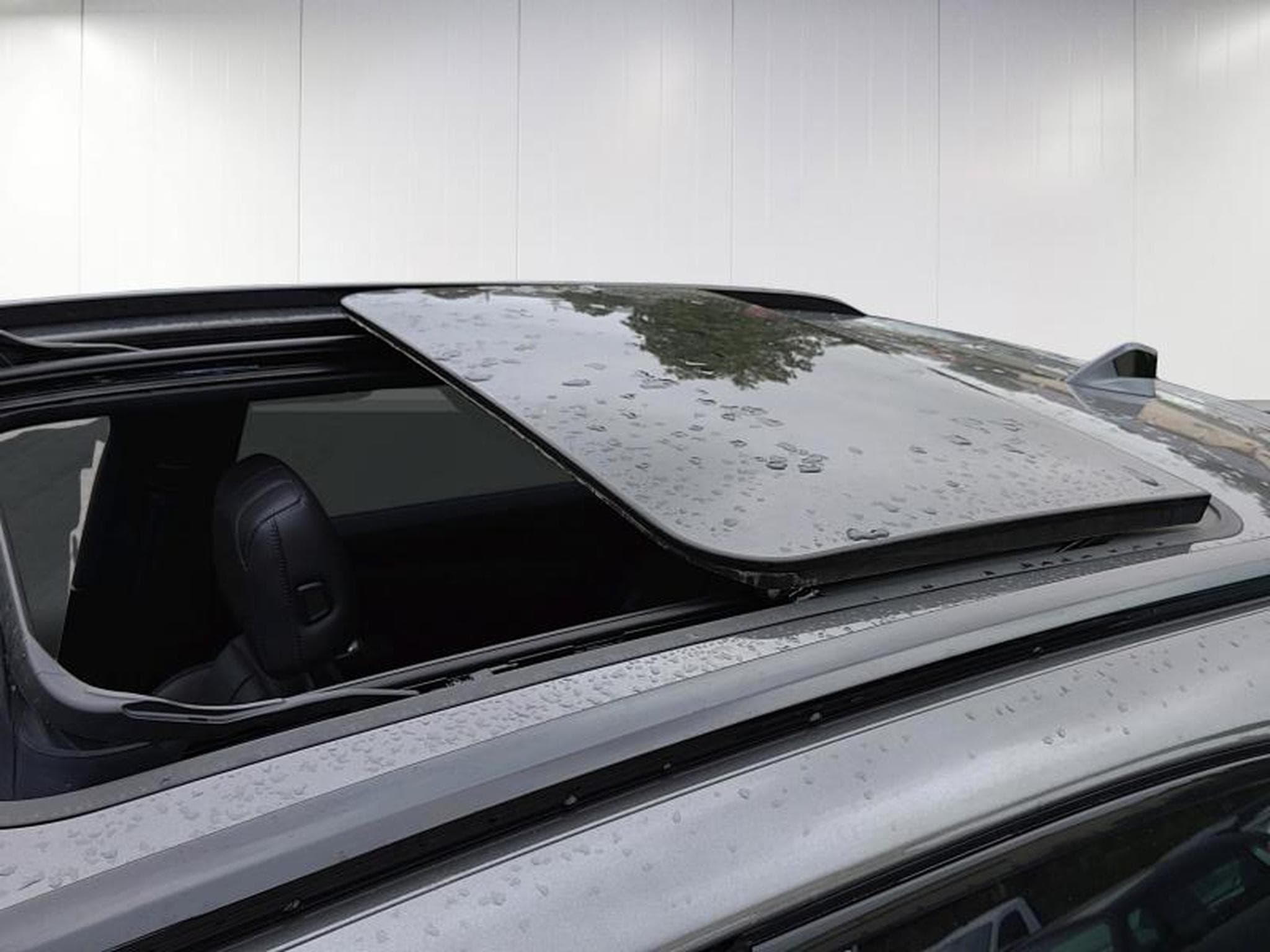 DS Automobiles DS7 E-Tense 300 Opera (2023) - Photo 14