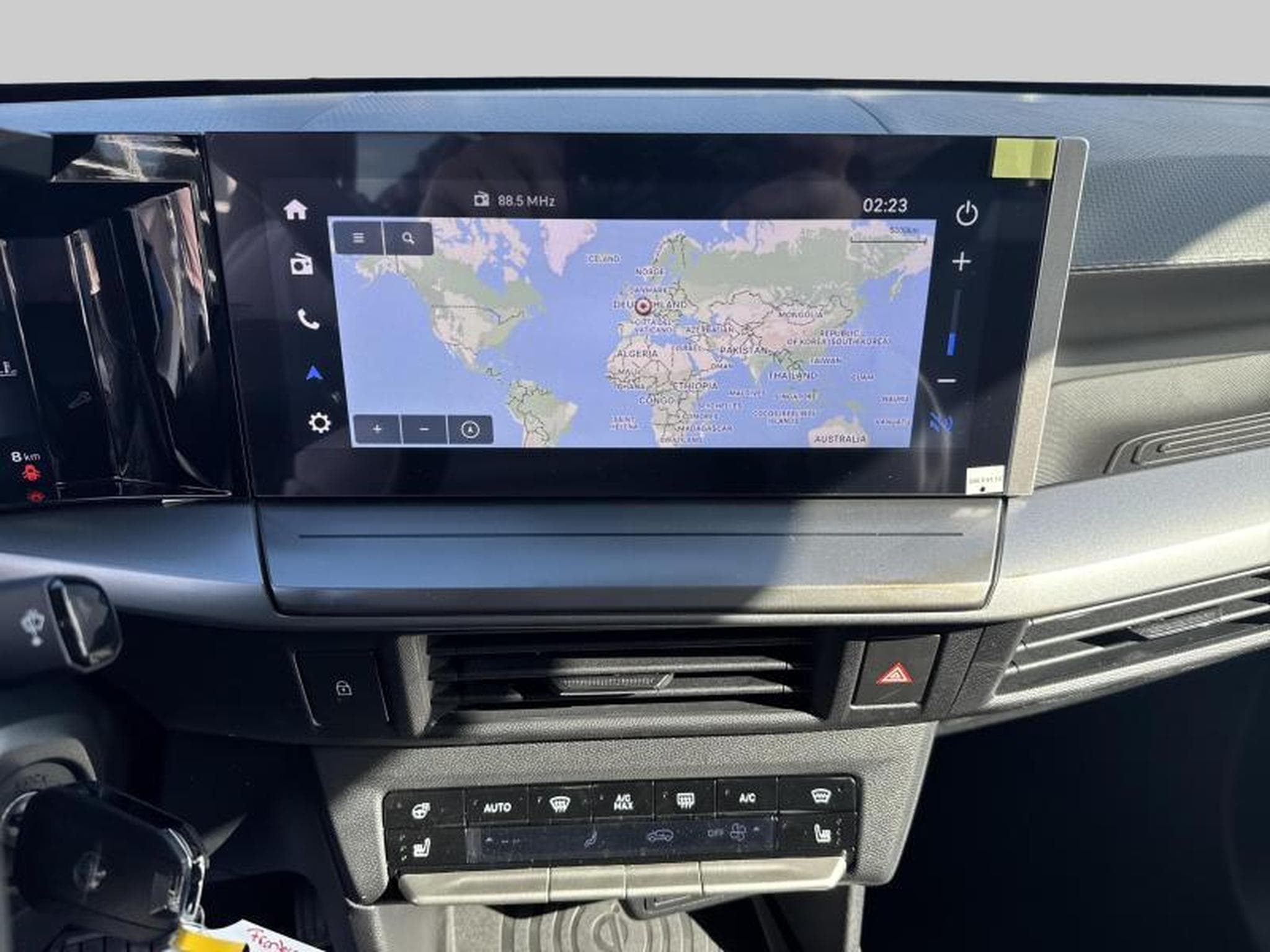 Opel Frontera & -e (2025) - Photo 17