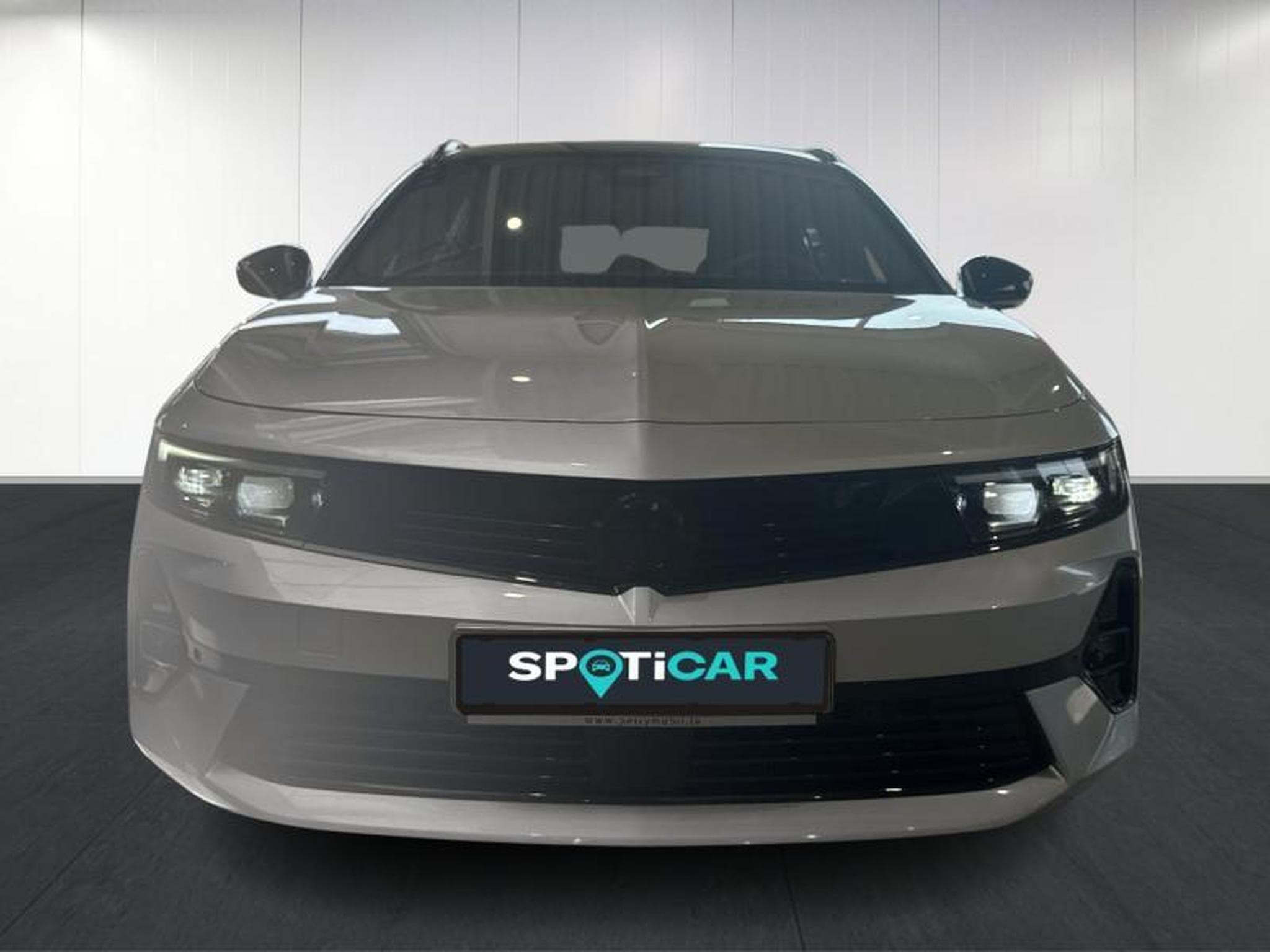 Opel Astra Gs Line (2024) - Photo 2