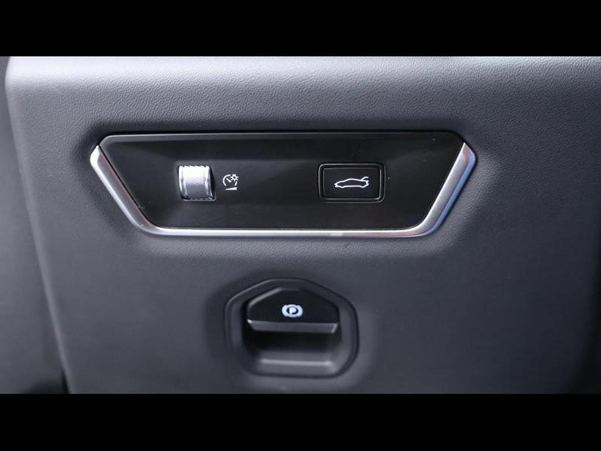 Lotus Emira 2.0i4 364 DCT First Edition (2025) - Photo 25