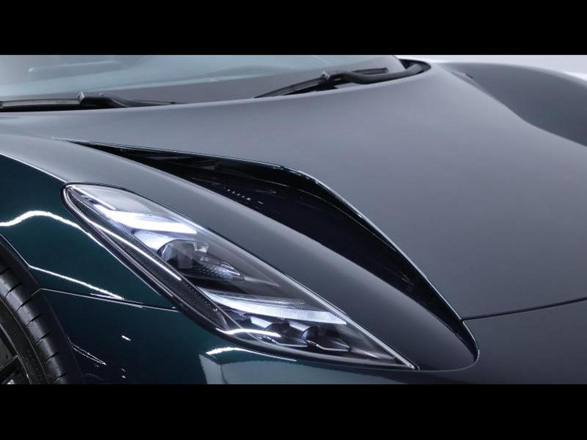 Lotus Emira 2.0i4 364 DCT First Edition (2025) - Photo 9