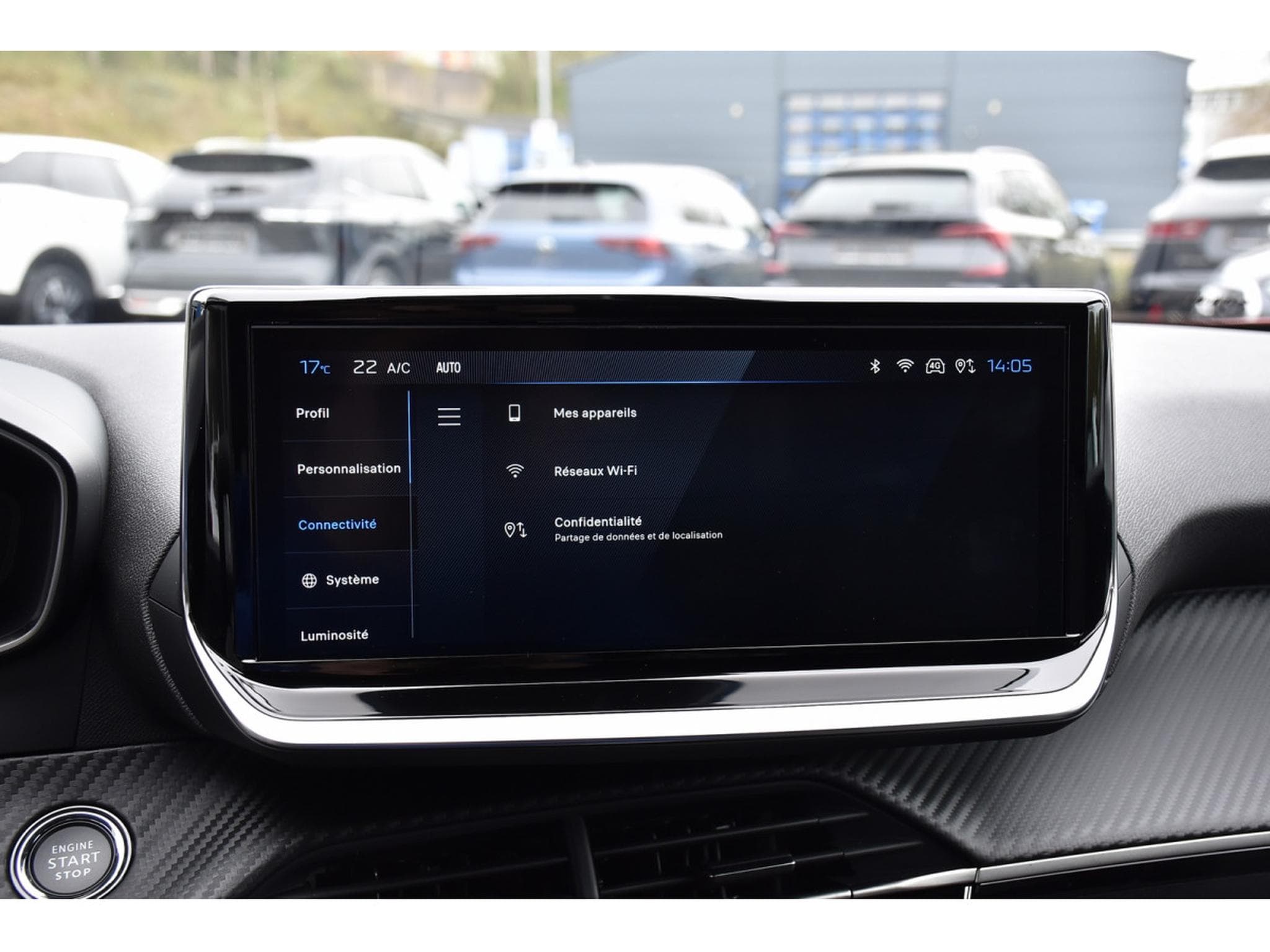 Peugeot 2008 1.2 Hybrid 145 Allure e-DCS6 ACC LANE SIDE GPS CAM360 1°MAIN (2025) - Foto 12