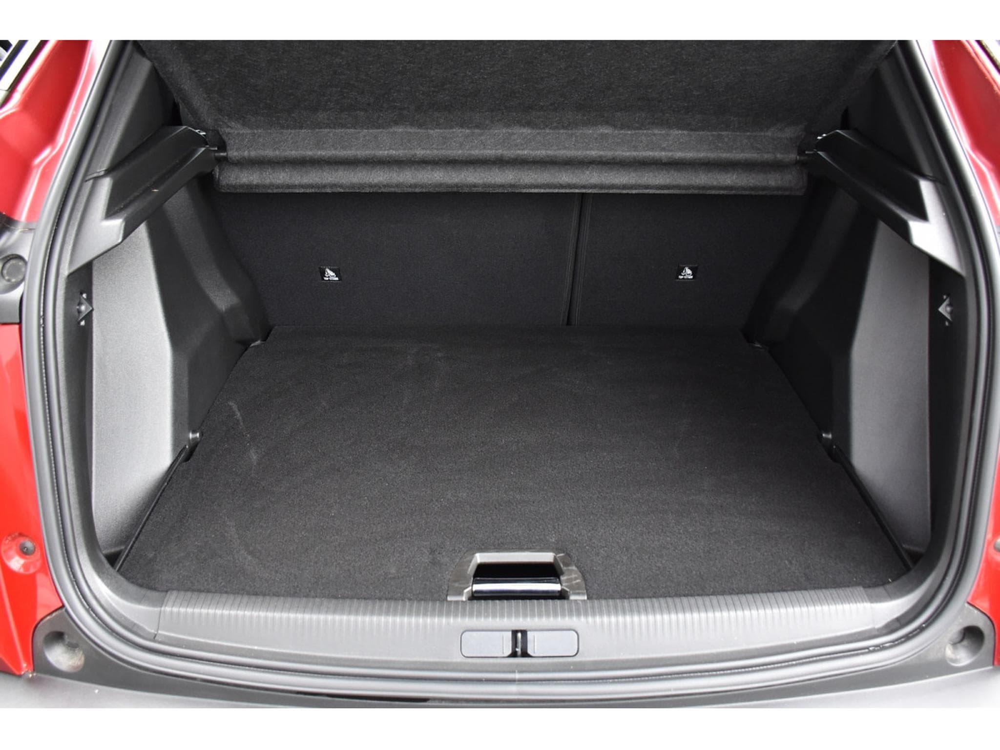 Peugeot 2008 1.2 Hybrid 145 Allure e-DCS6 ACC LANE SIDE GPS CAM360 1°MAIN (2025) - Foto 25