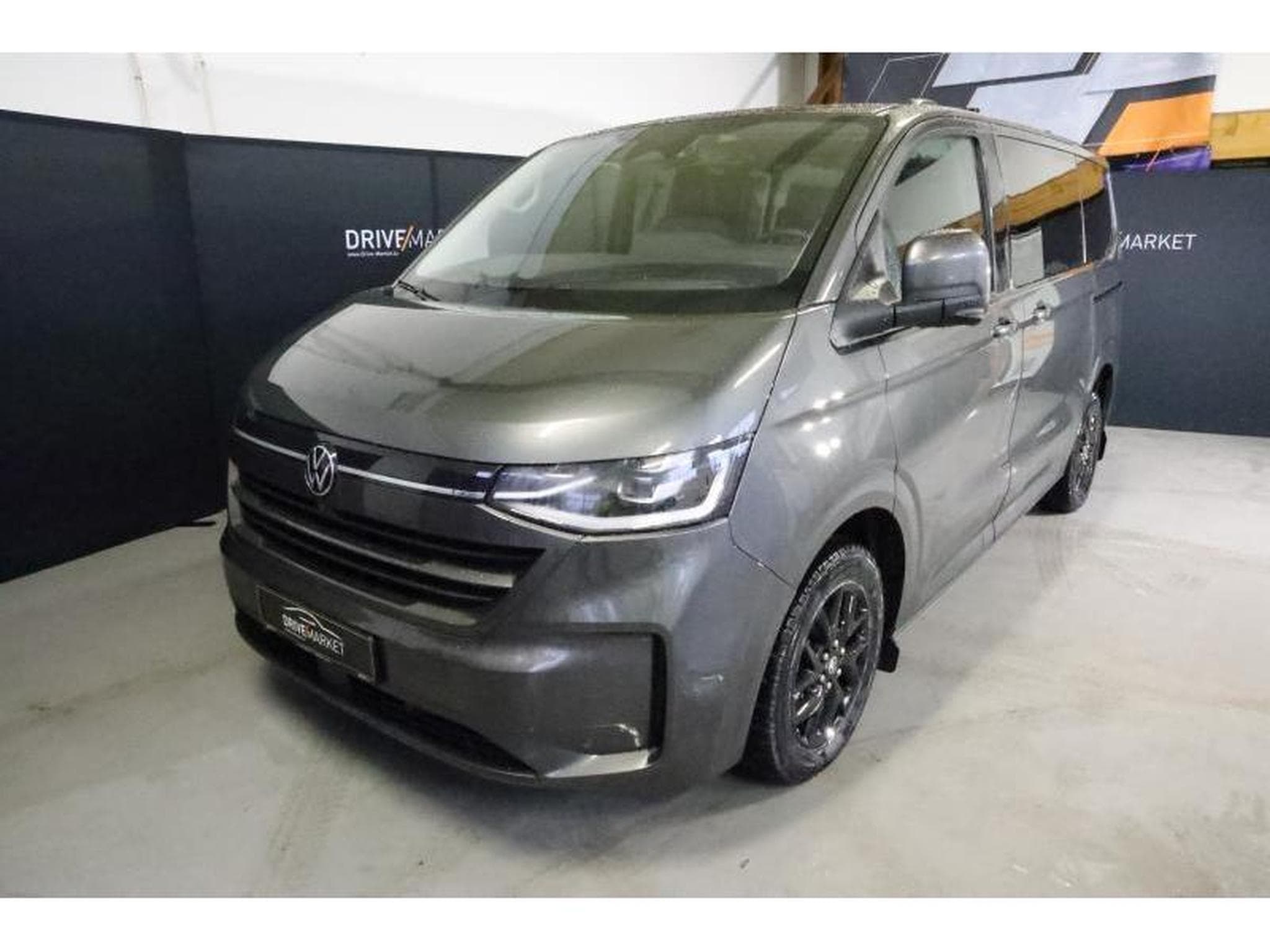 VW T7 STYLE COURT A8 4X4 (2025) - Foto 10