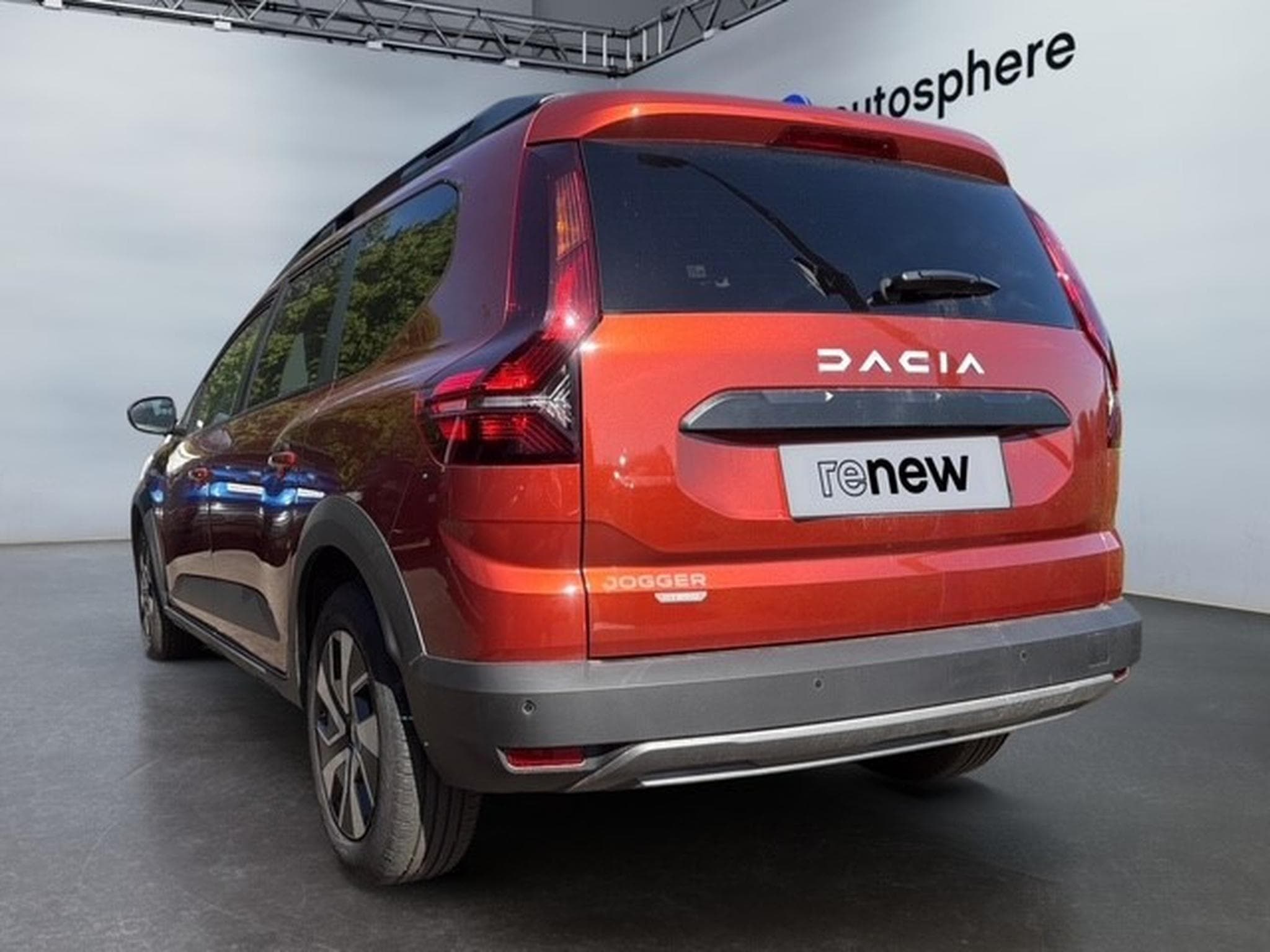 Dacia Jogger 1.6 Hybrid Expression 5pl - NBI (2025) - Foto 3