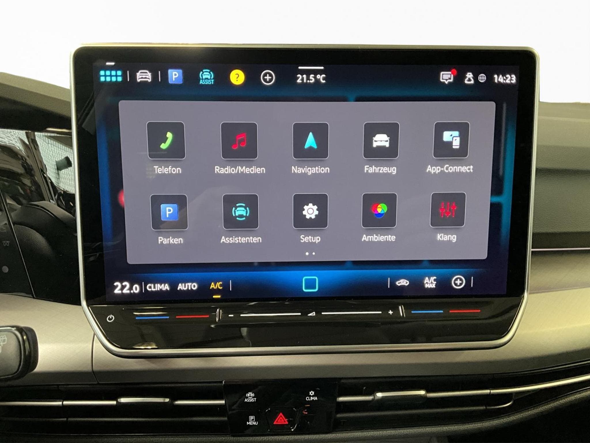 VW Golf Life+DSG+LED+Navi (2025) - Photo 13