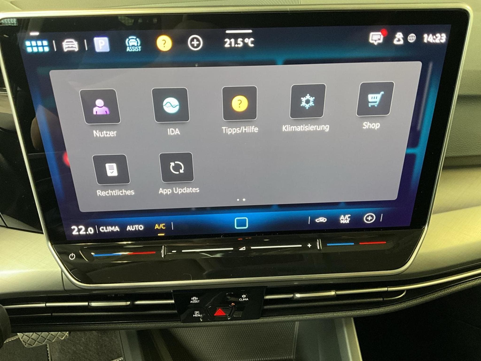 VW Golf Life+DSG+LED+Navi (2025) - Photo 18