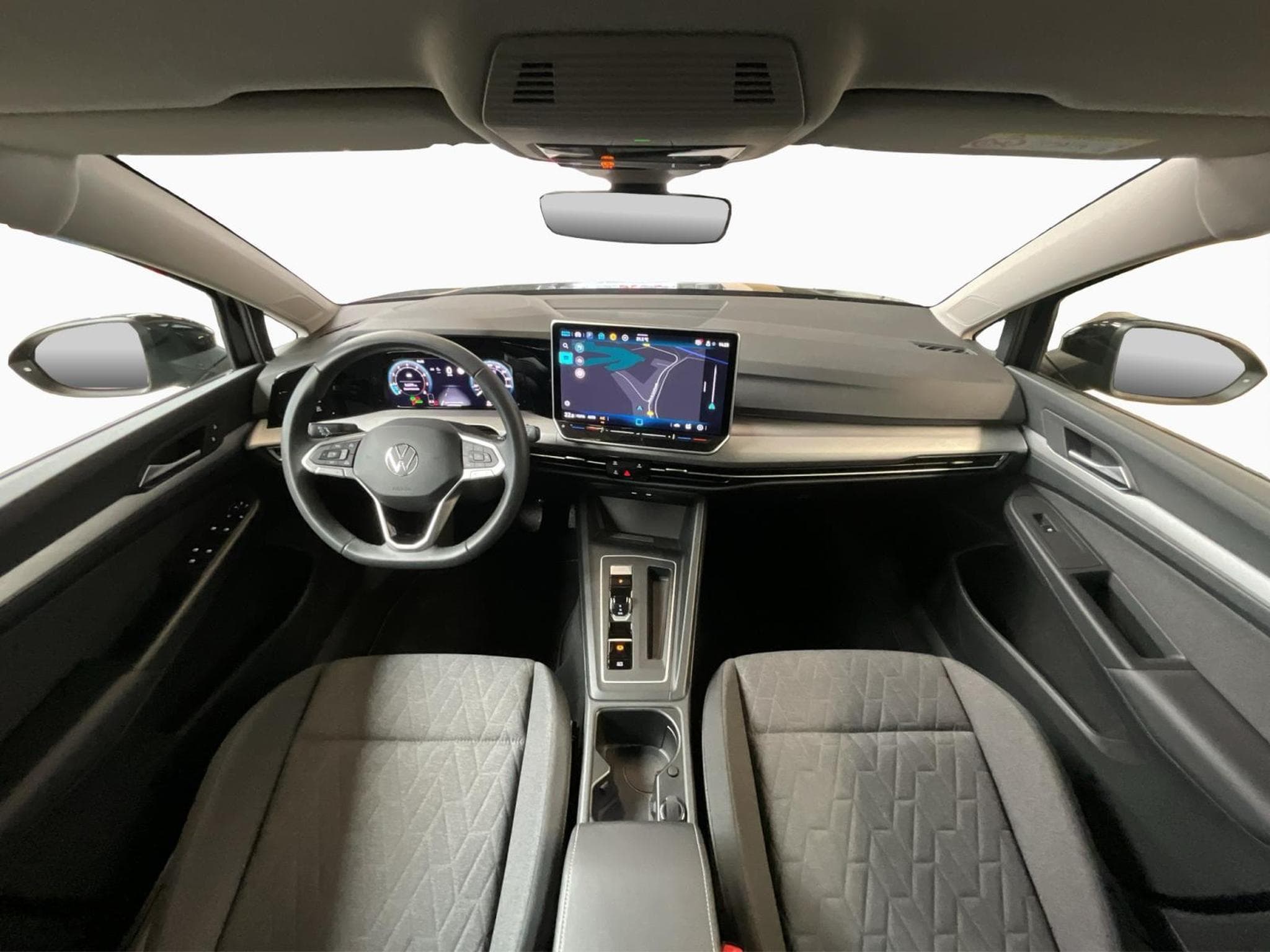 VW Golf Life+DSG+LED+Navi (2025) - Photo 2