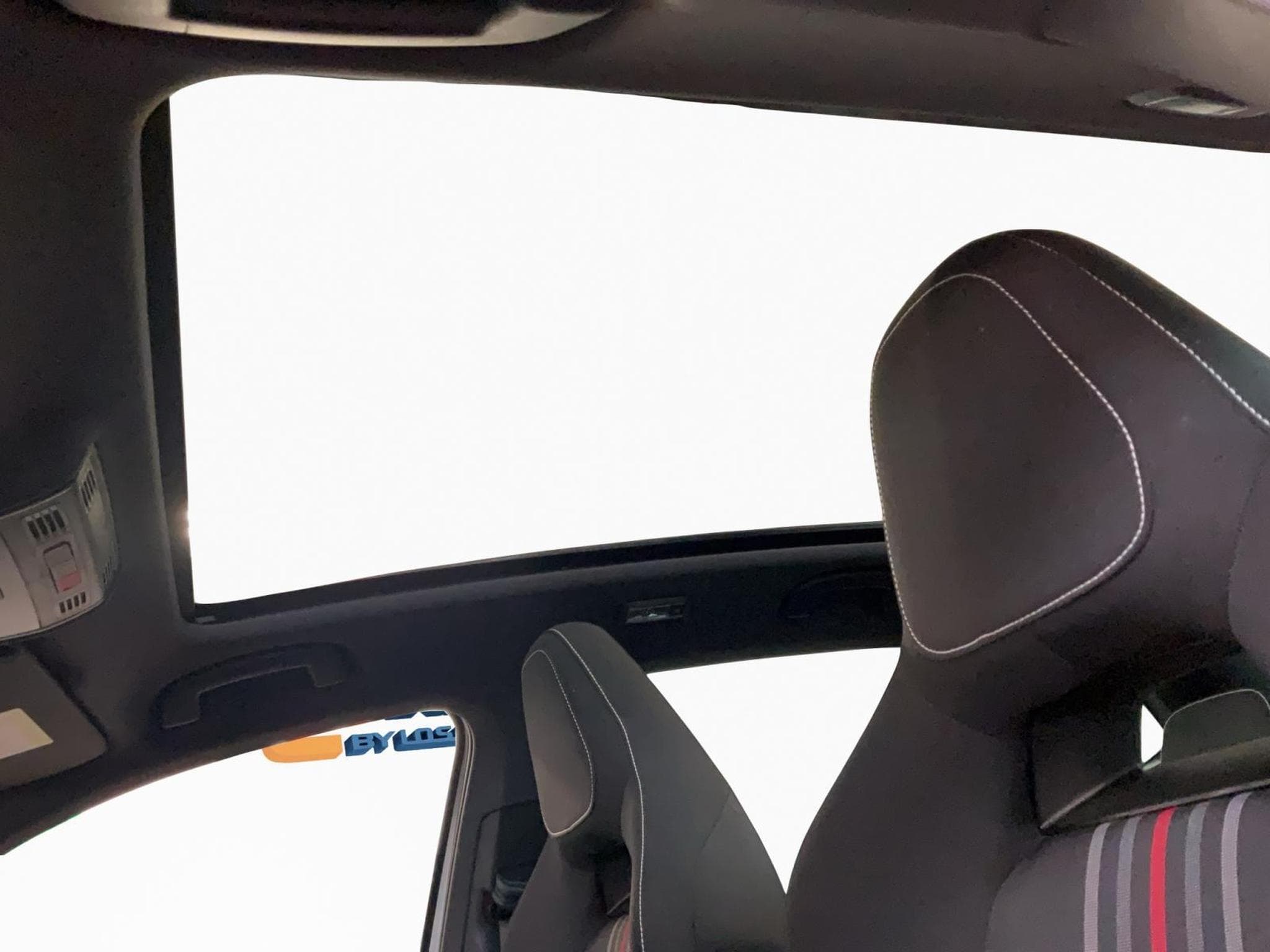 Skoda Kamiq Monte-Carlo+DSG+Pano+Navi (2024) - Foto 15