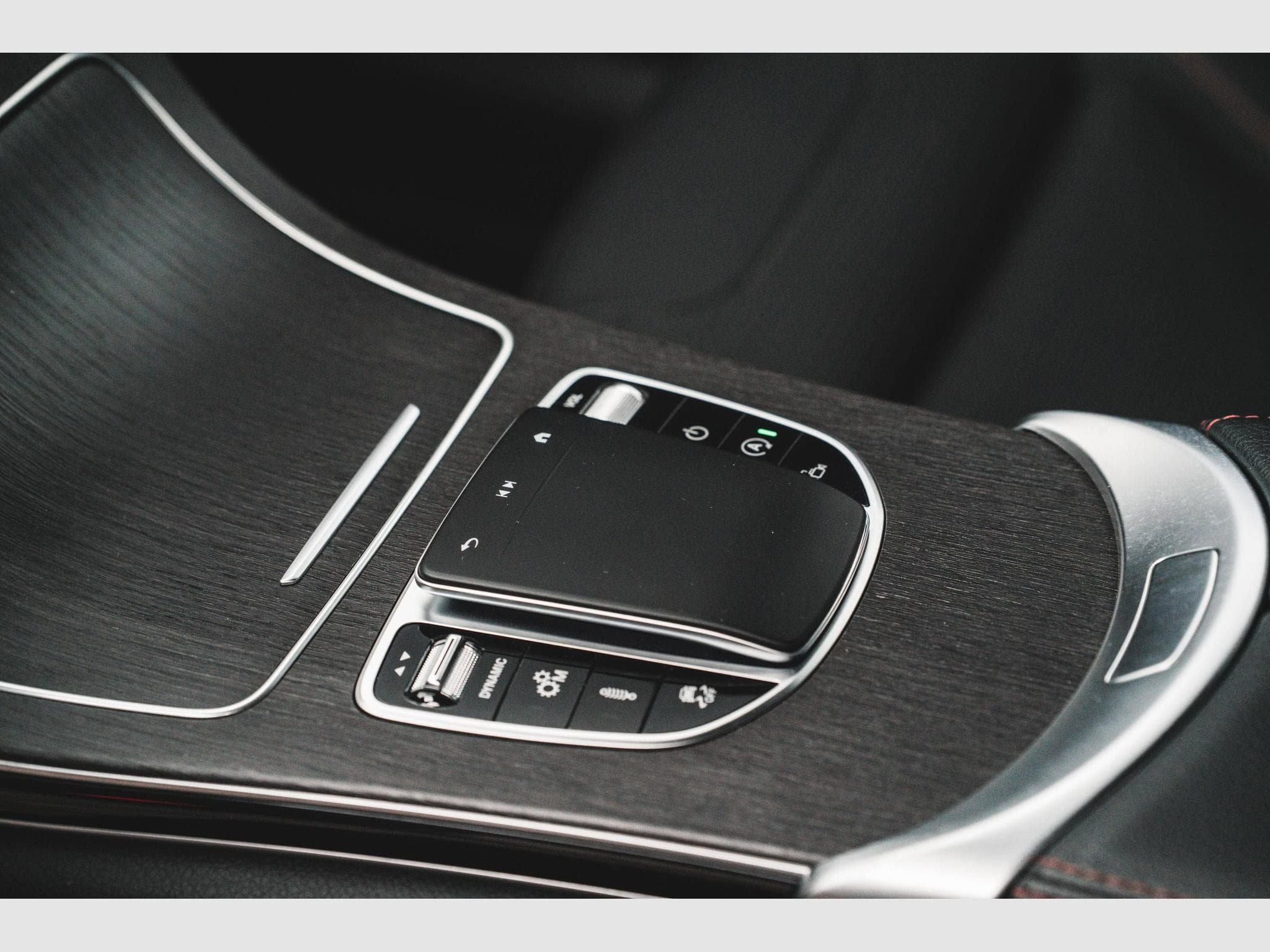 Mercedes GLC GLC 43 AMG 390ch – Très belle configuration – Entretien Merc (2019) - Foto 25