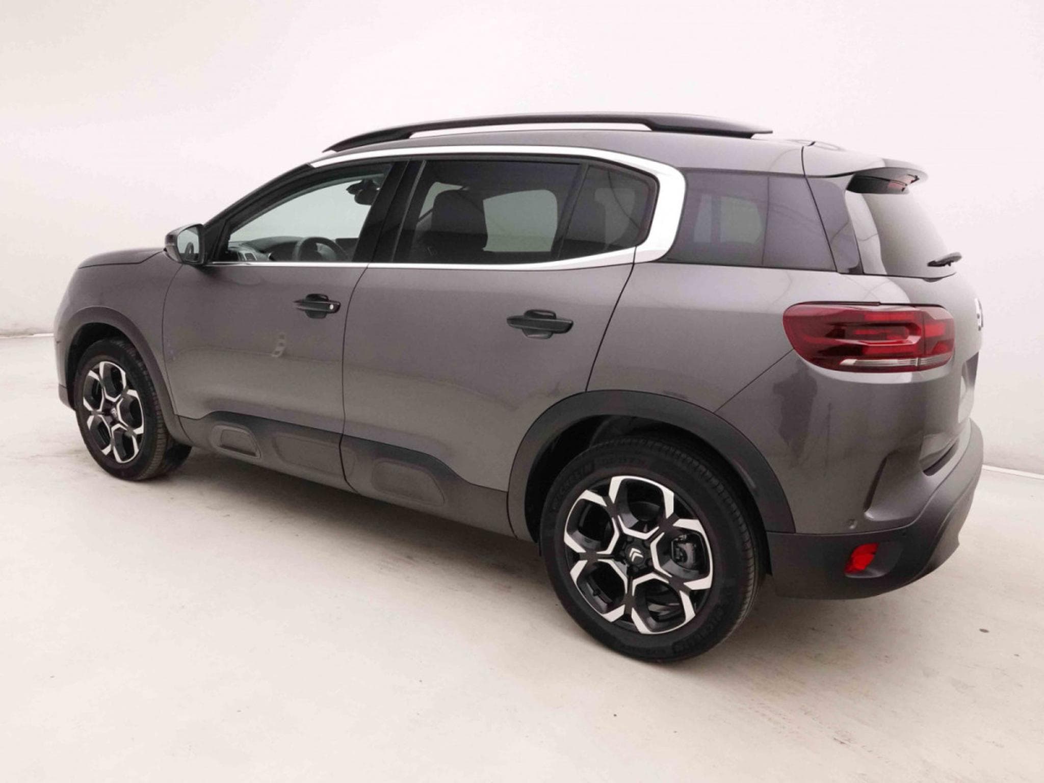 Citroën C5 Aircross 1.2 Hybride 145 e-DC6 Max (2025) - Photo 2