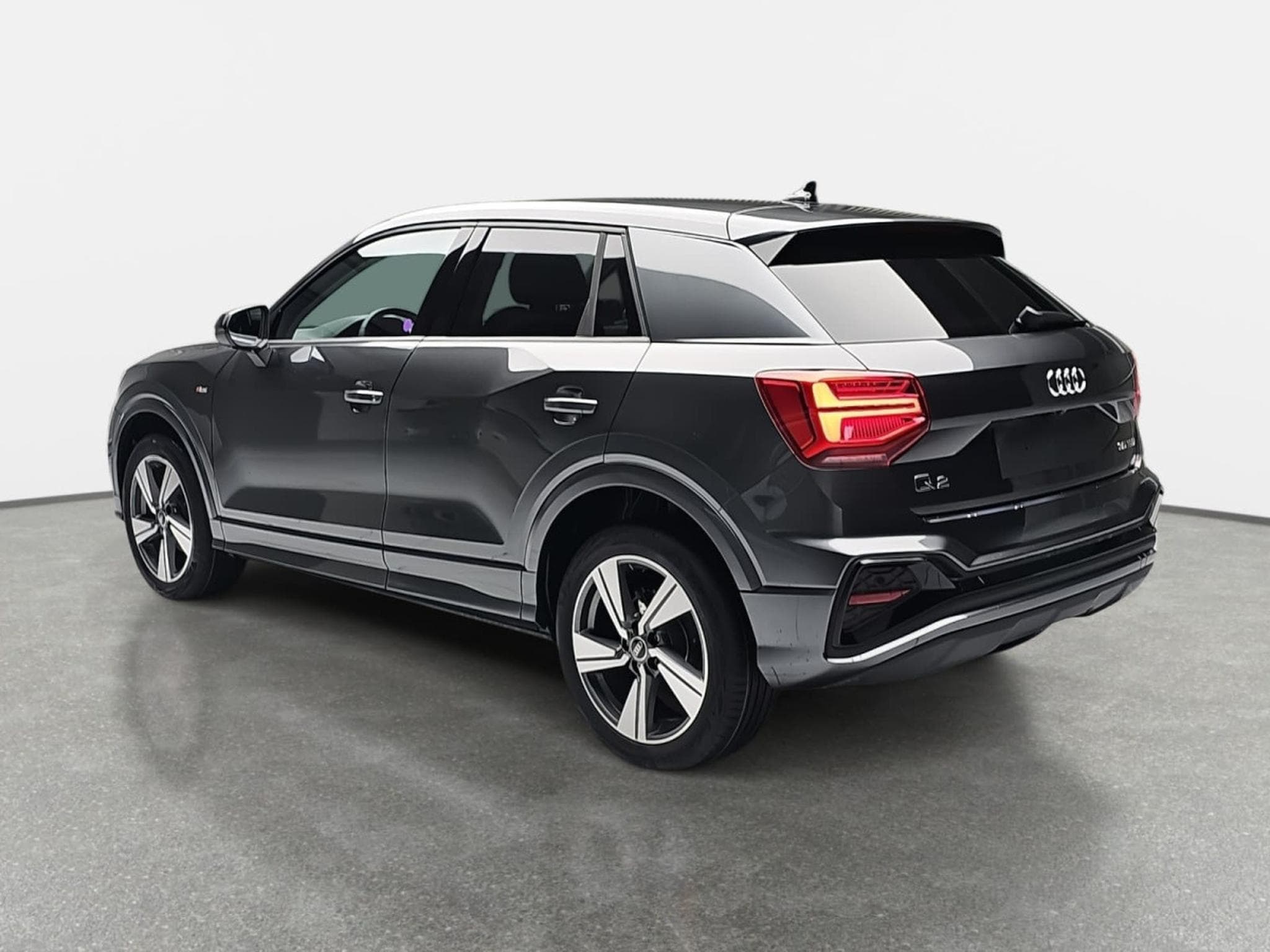 Audi Q2 35 TFSI S-Tronic 150 S-Line (2025) - Foto 4