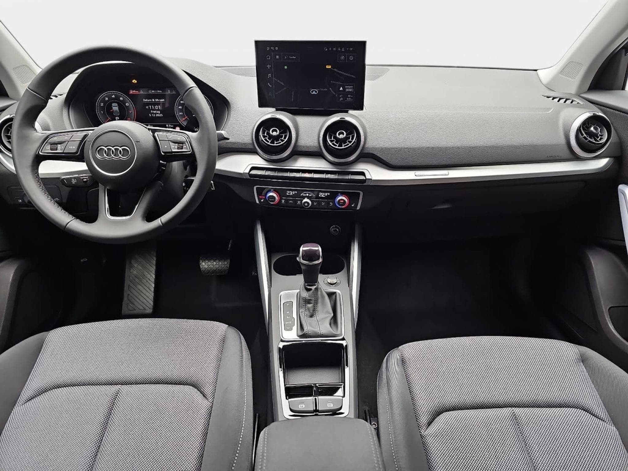 Audi Q2 35 TFSI S-Tronic 150 S-Line (2025) - Foto 7