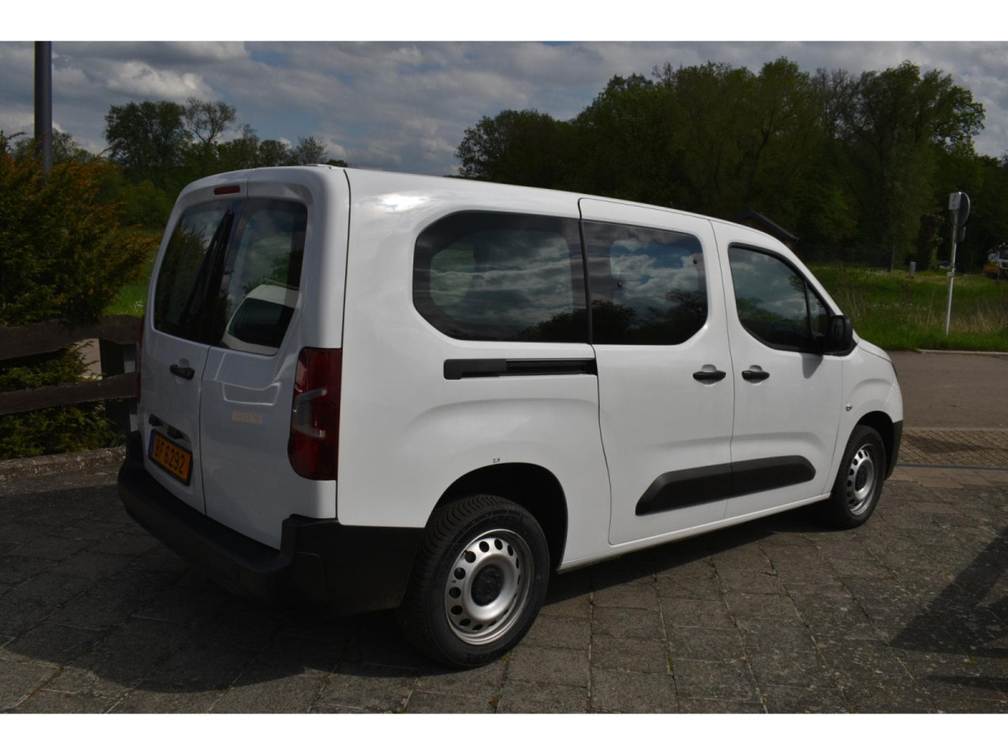 Opel Combo Maxi 1,5 CDTI 100 3 places 33000km (2021) - Photo 4